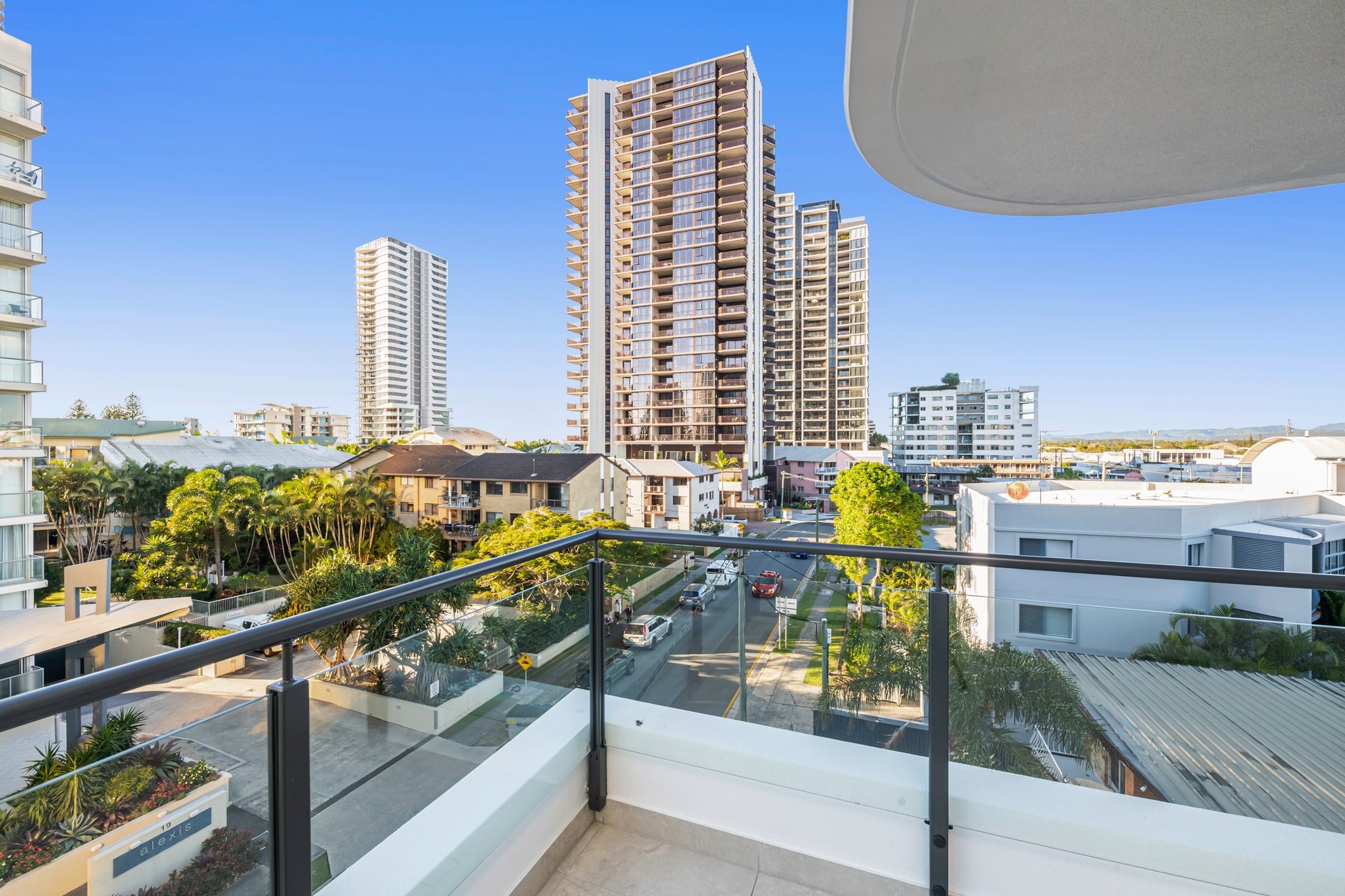 Unit 207/26 Alexandra Avenue Mermaid Beach