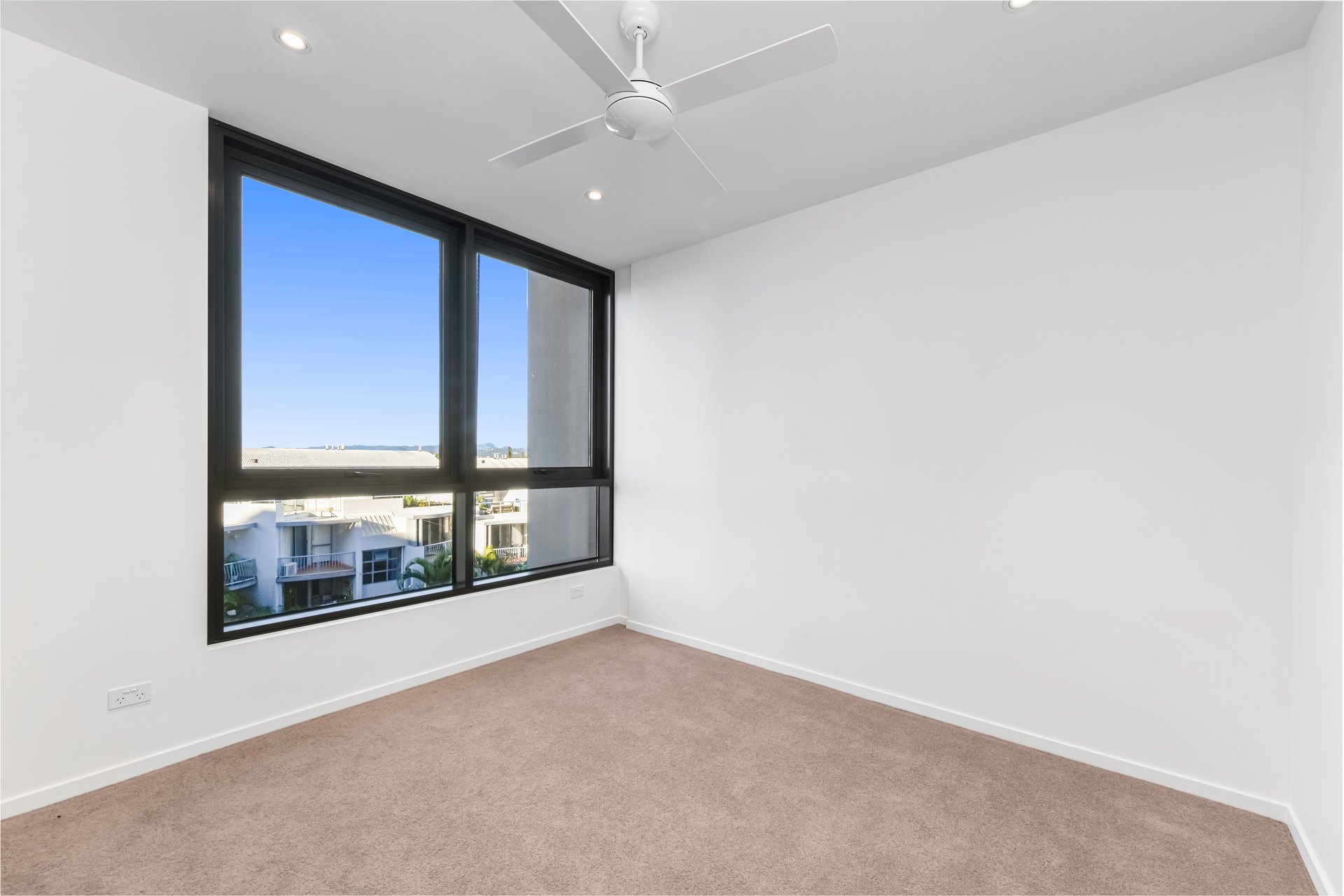 Unit 207/26 Alexandra Avenue Mermaid Beach