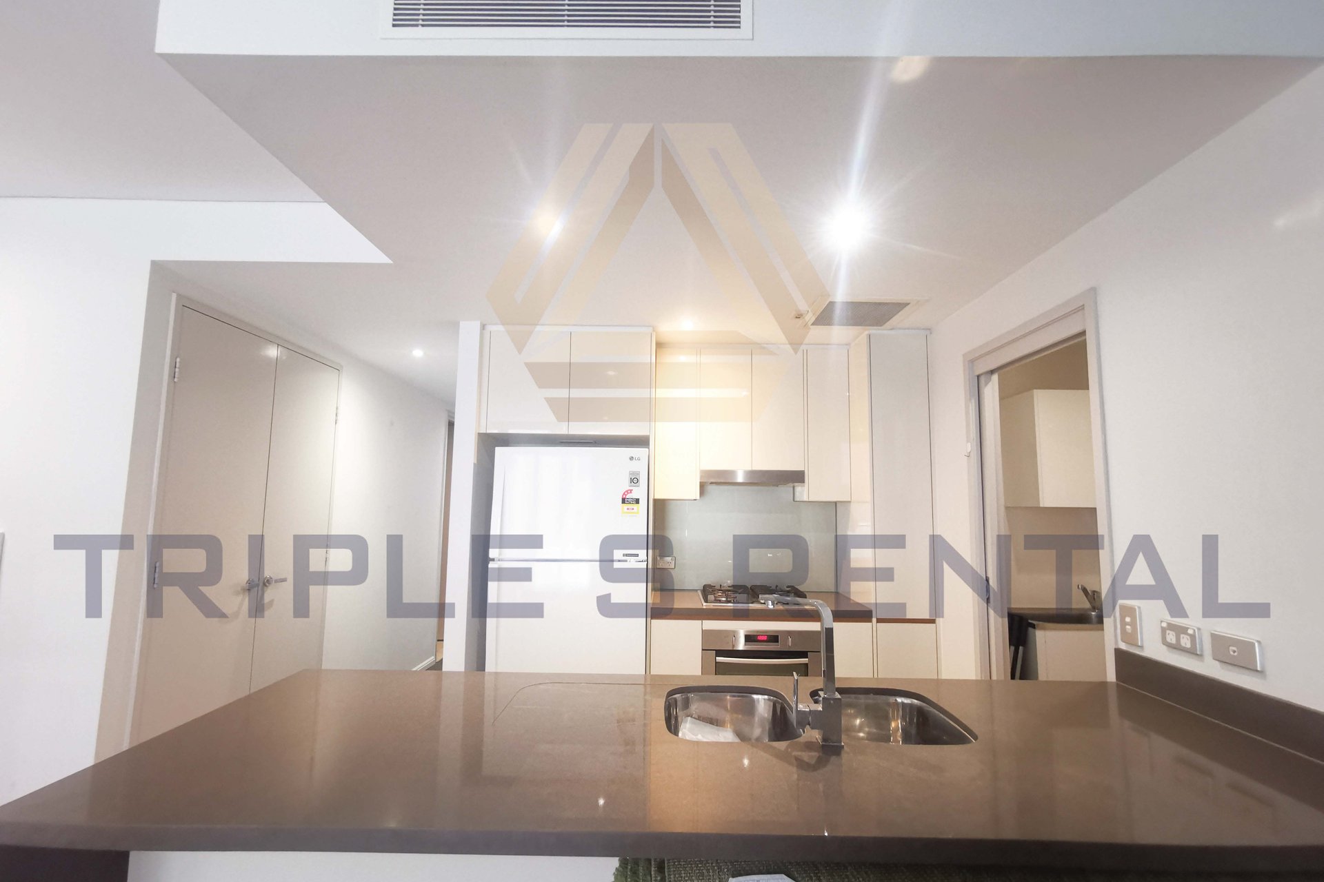 https://images.sales.reapit.com.au/6546/cms/9/10418/d/168367715451237437.jpg