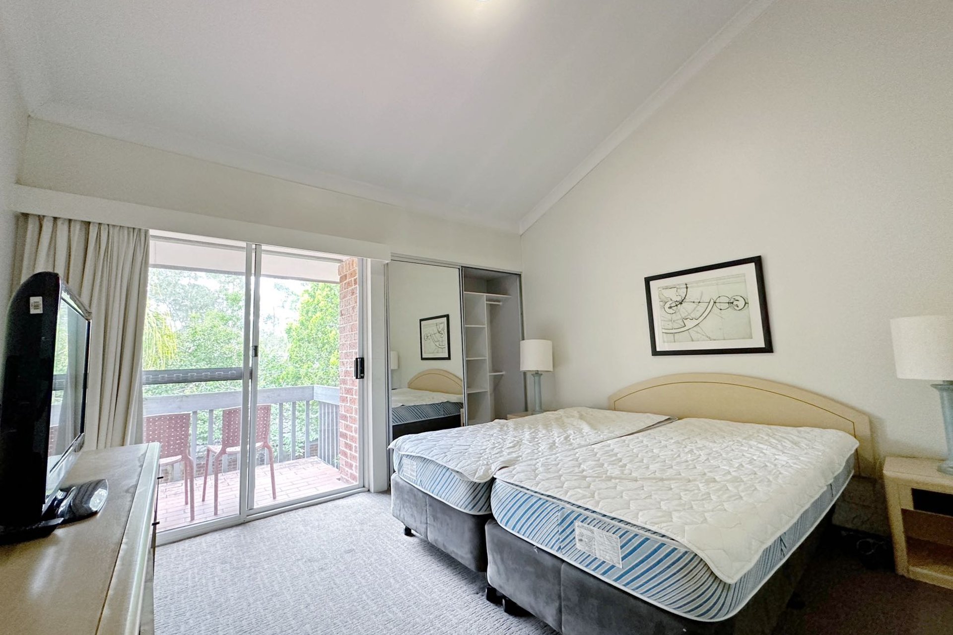 https://images.sales.reapit.com.au/6546/cms/9/13891/d/170128012066043342.jpg