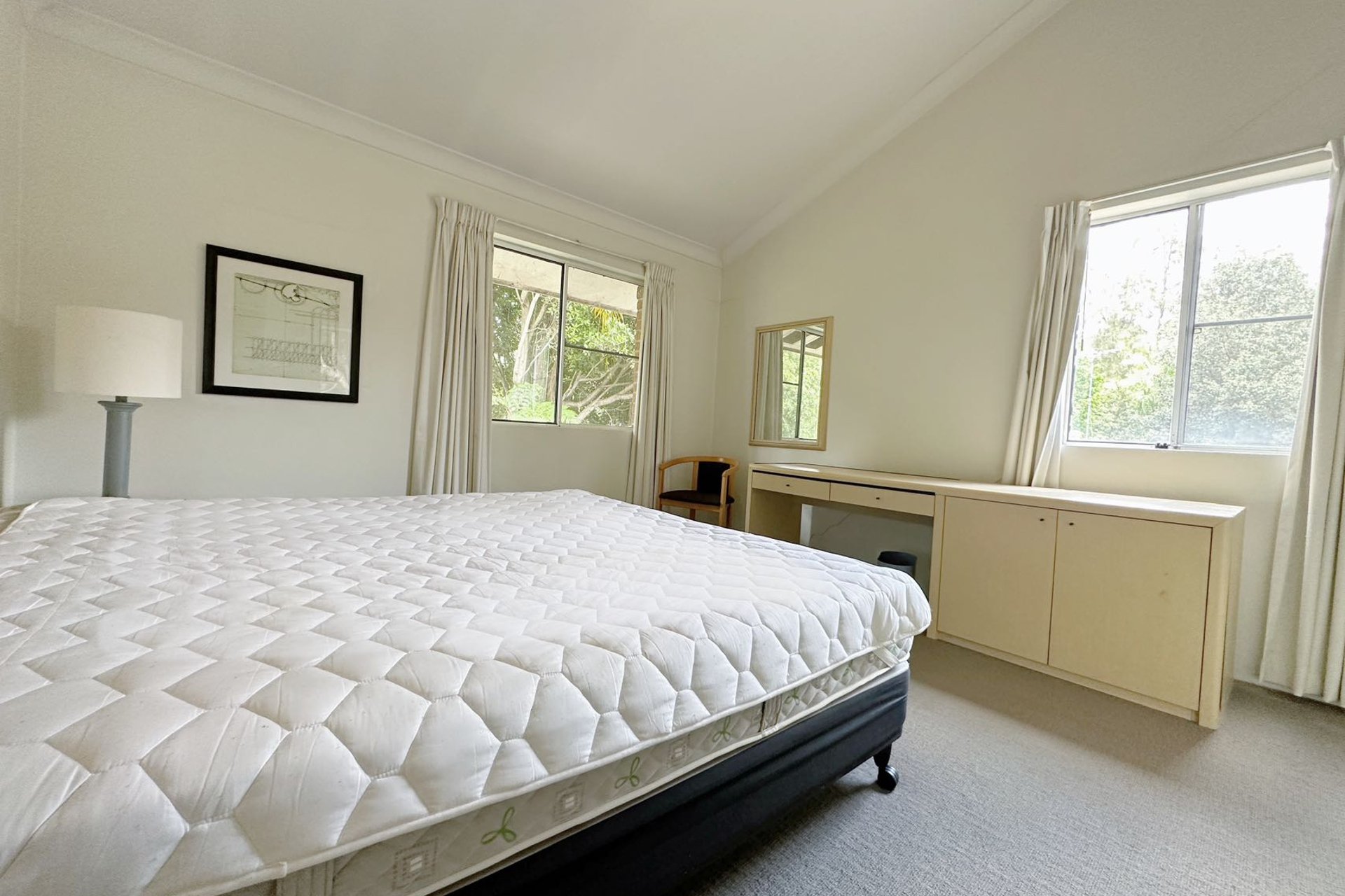 https://images.sales.reapit.com.au/6546/cms/9/13892/d/170128012155869977.jpg