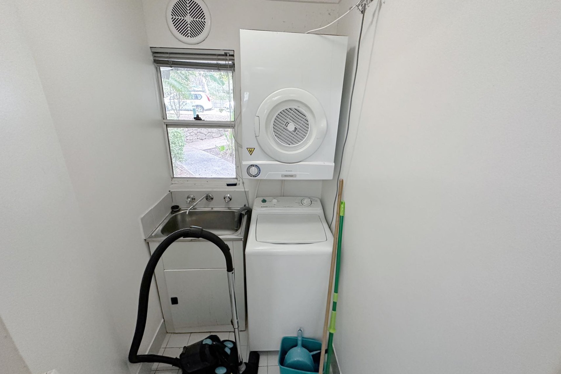 https://images.sales.reapit.com.au/6546/cms/9/13895/d/170128012146984559.jpg