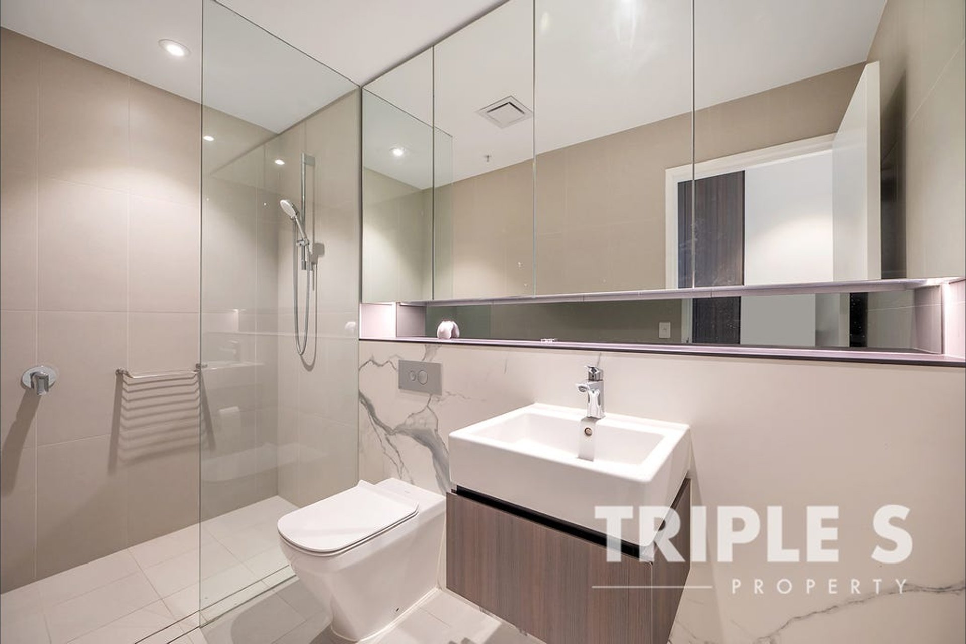 https://images.sales.reapit.com.au/6546/cms/9/22386/d/175402259155448724.jpg