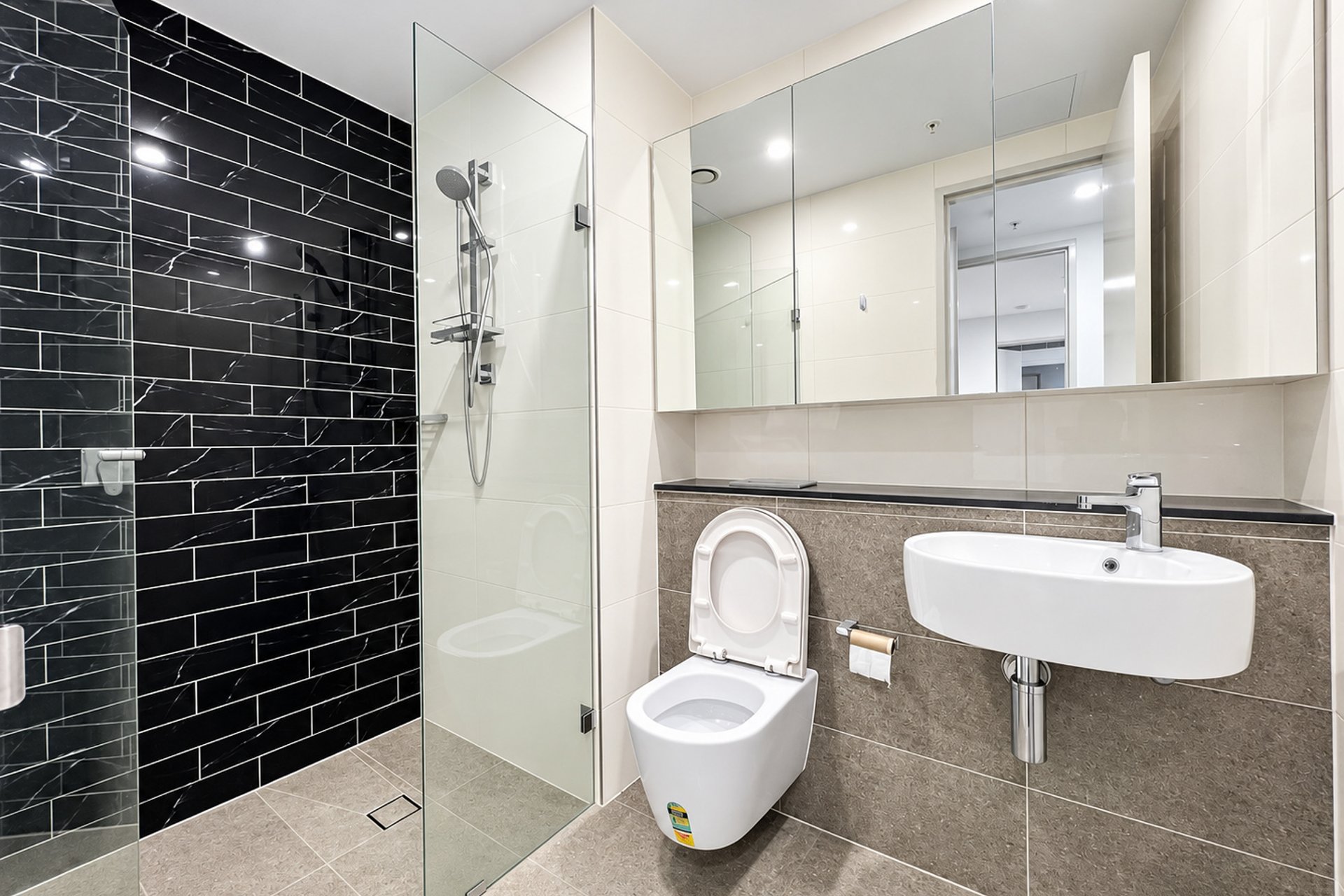 https://images.sales.reapit.com.au/6546/listing/1P9338/photo/d/179057179277847072.jpg