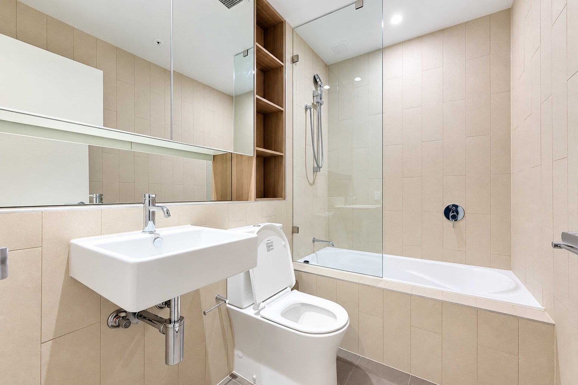 https://images.sales.reapit.com.au/6546/listing/1P9342/photo/d/179256470786114074.jpg