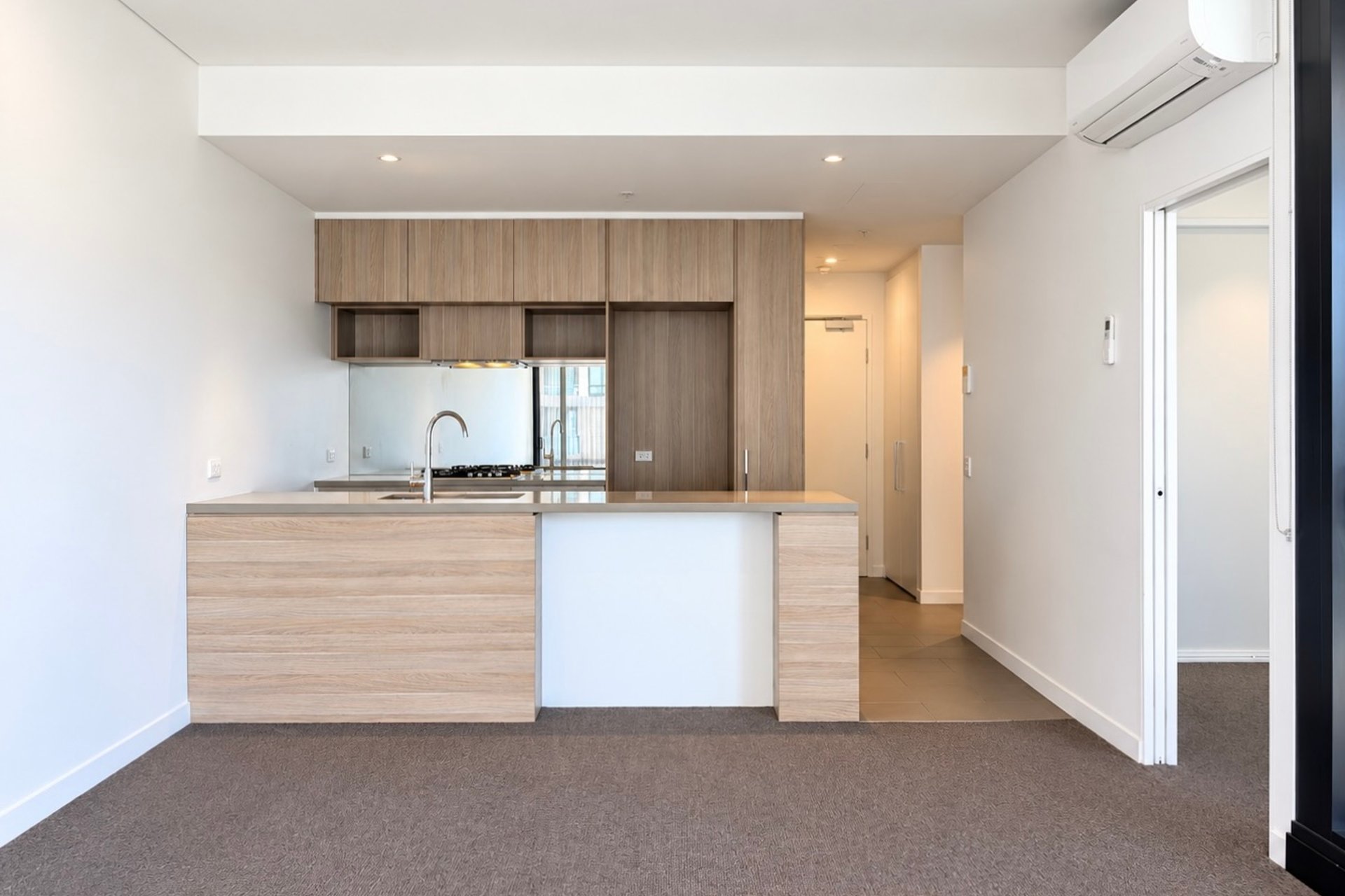 https://images.sales.reapit.com.au/6546/listing/1P9342/photo/d/179256470803478237.jpg