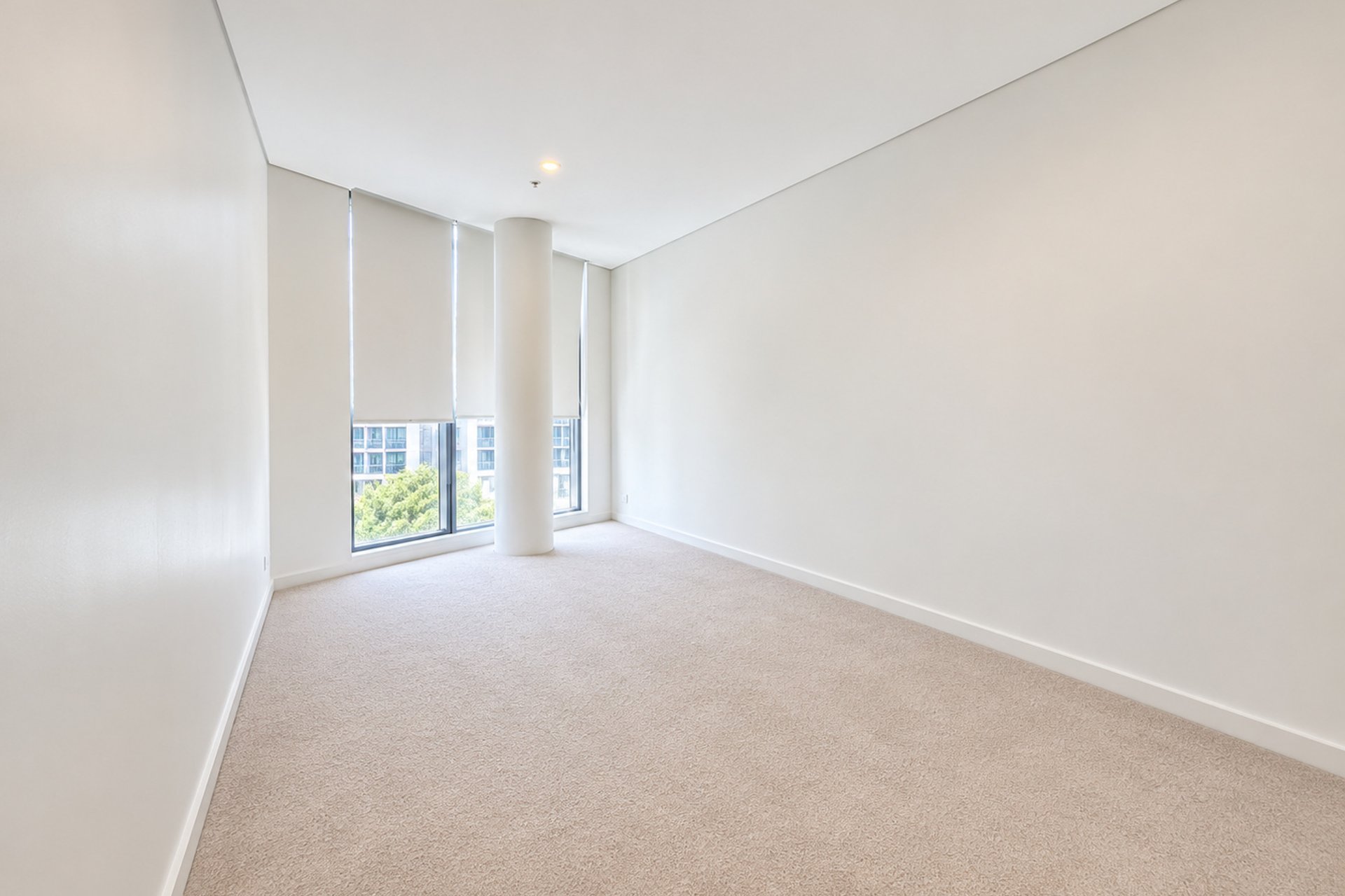 https://images.sales.reapit.com.au/6546/listing/1P9343/photo/d/179128320349770186.jpg