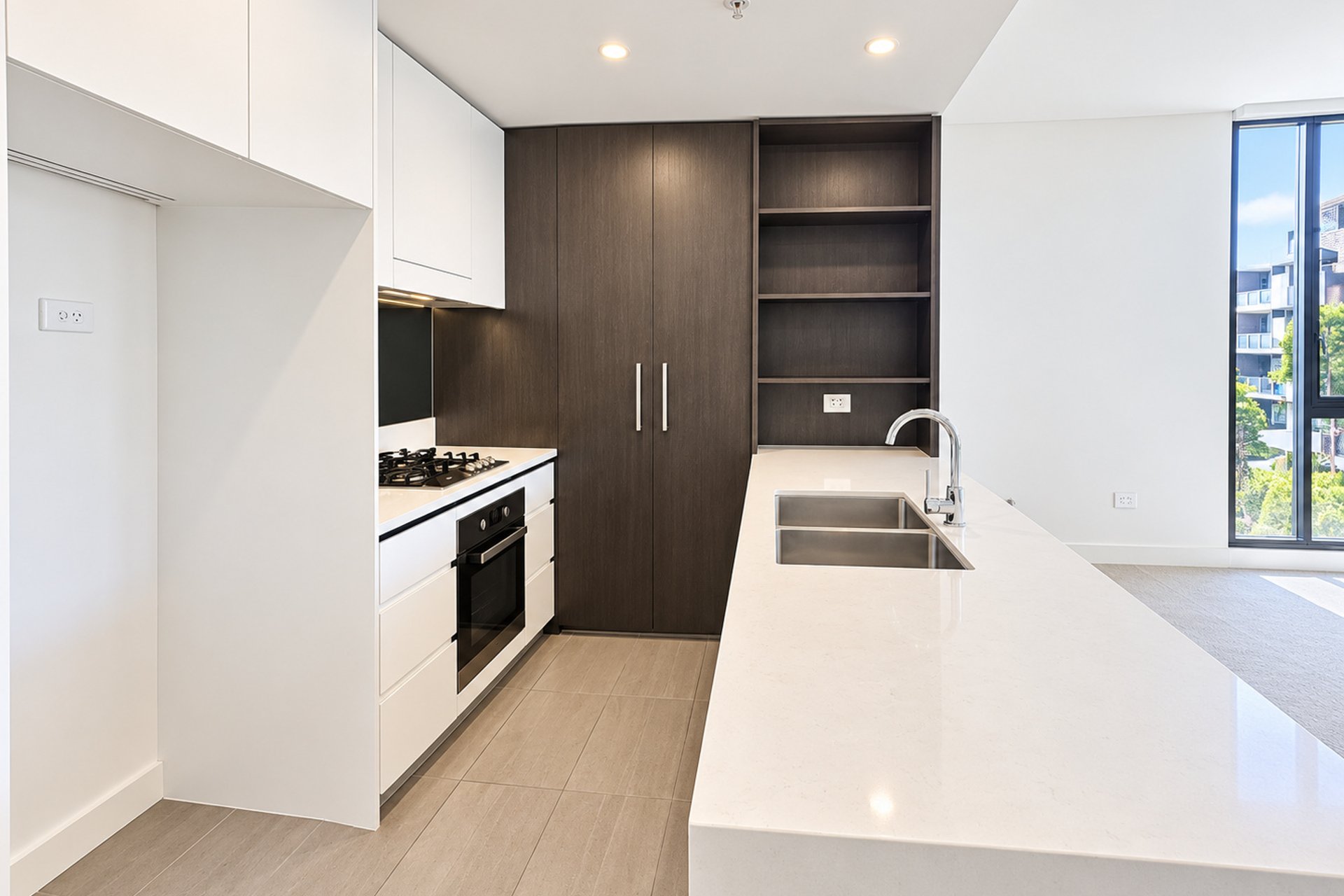 https://images.sales.reapit.com.au/6546/listing/1P9351/photo/d/179256258505994917.jpg