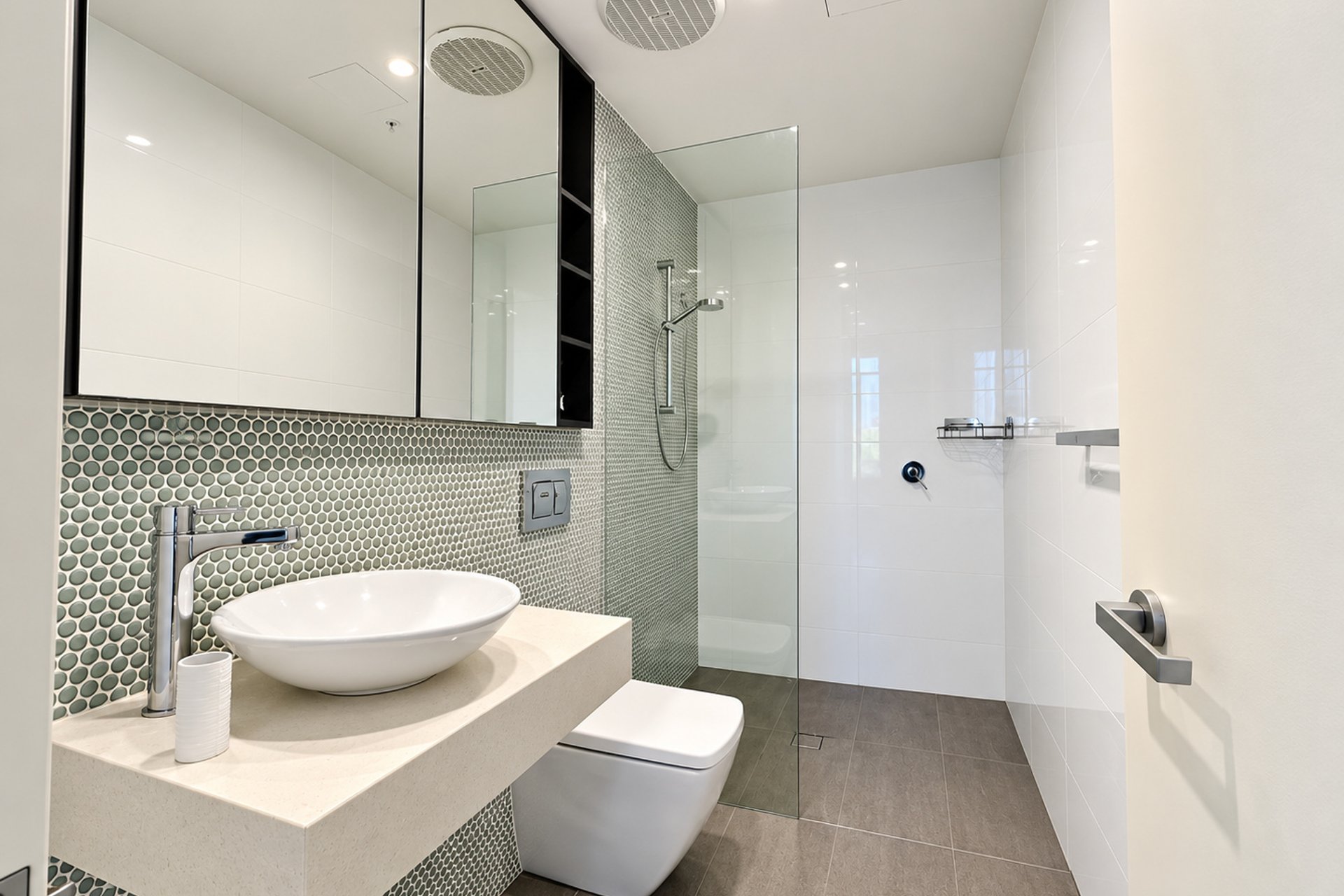 https://images.sales.reapit.com.au/6546/listing/1P9351/photo/d/179256258628965487.jpg