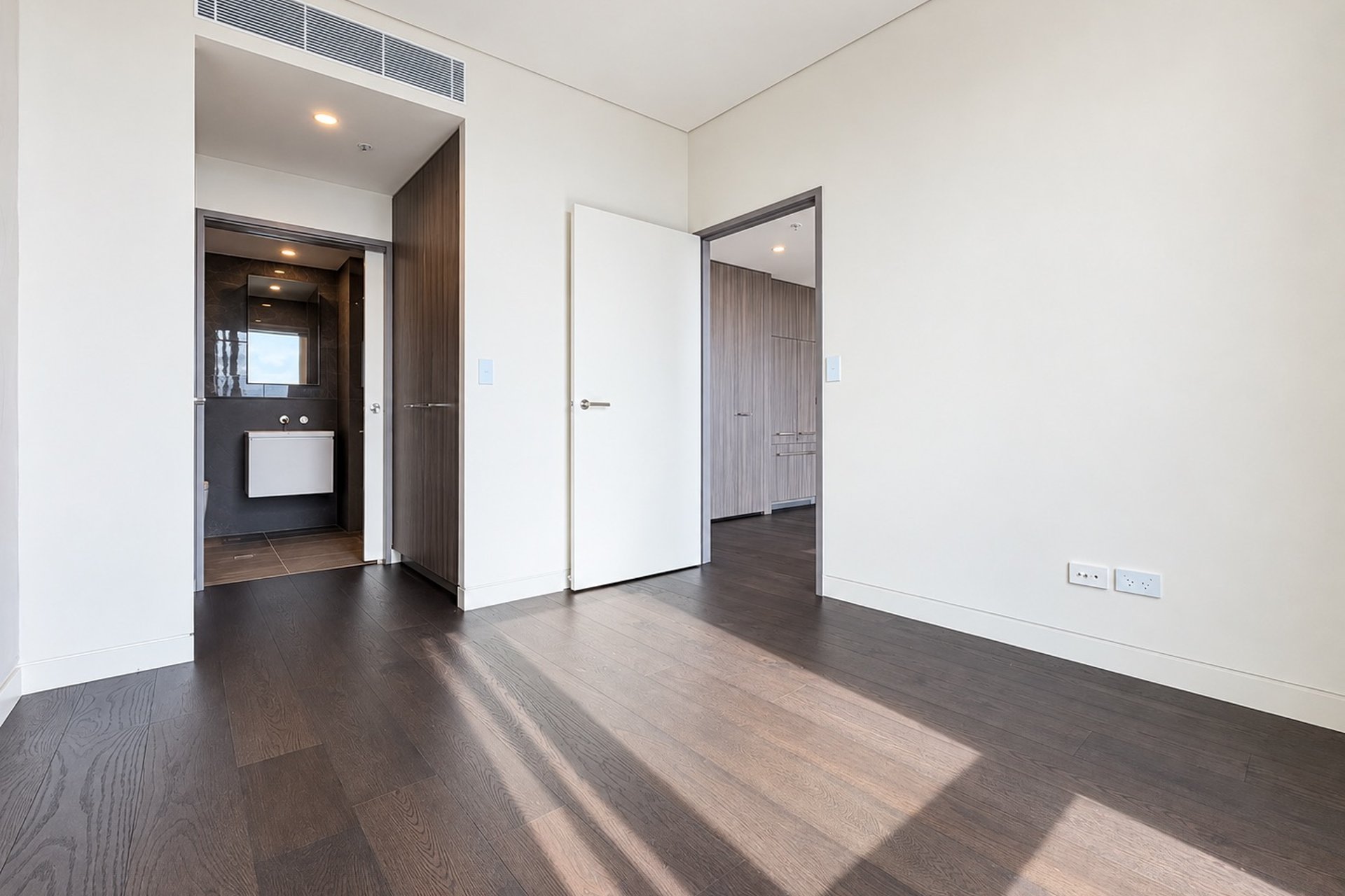 https://images.sales.reapit.com.au/6546/listing/1P9361/photo/d/179215314053645606.jpg
