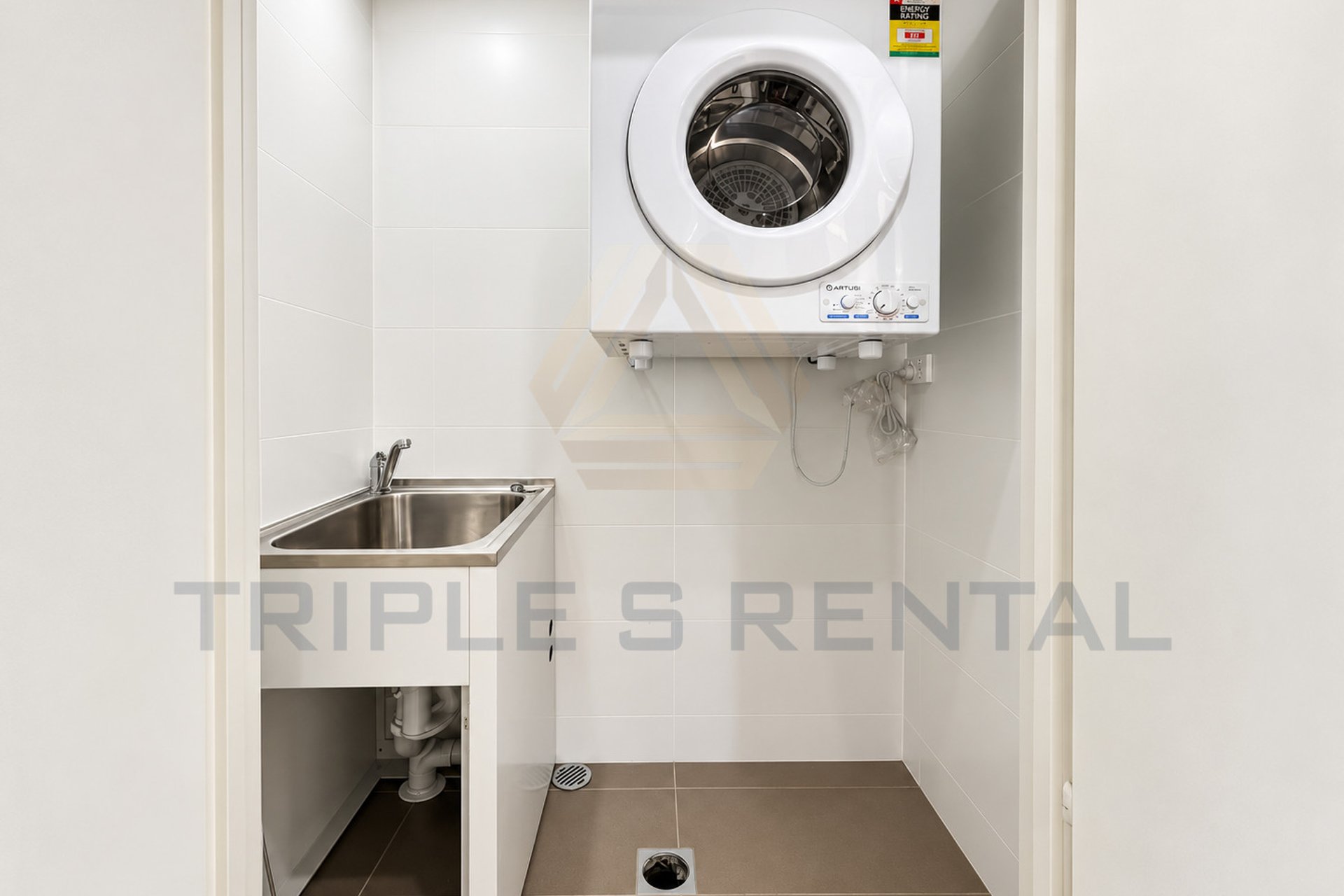 https://images.sales.reapit.com.au/6546/listing/1P9384/photo/d/179213033739705390.jpg
