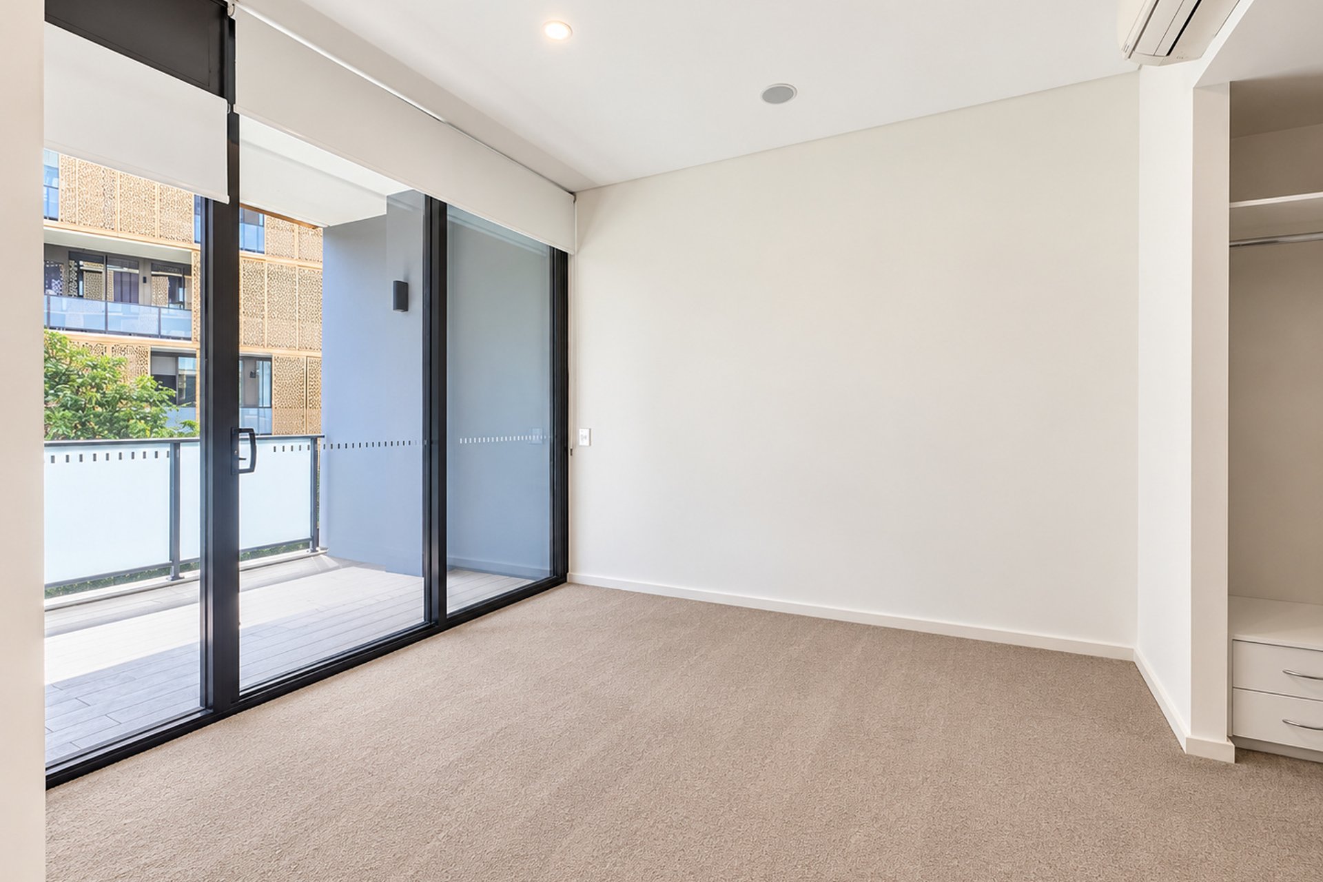 https://images.sales.reapit.com.au/6546/listing/1P9386/photo/d/179297408909454582.jpg