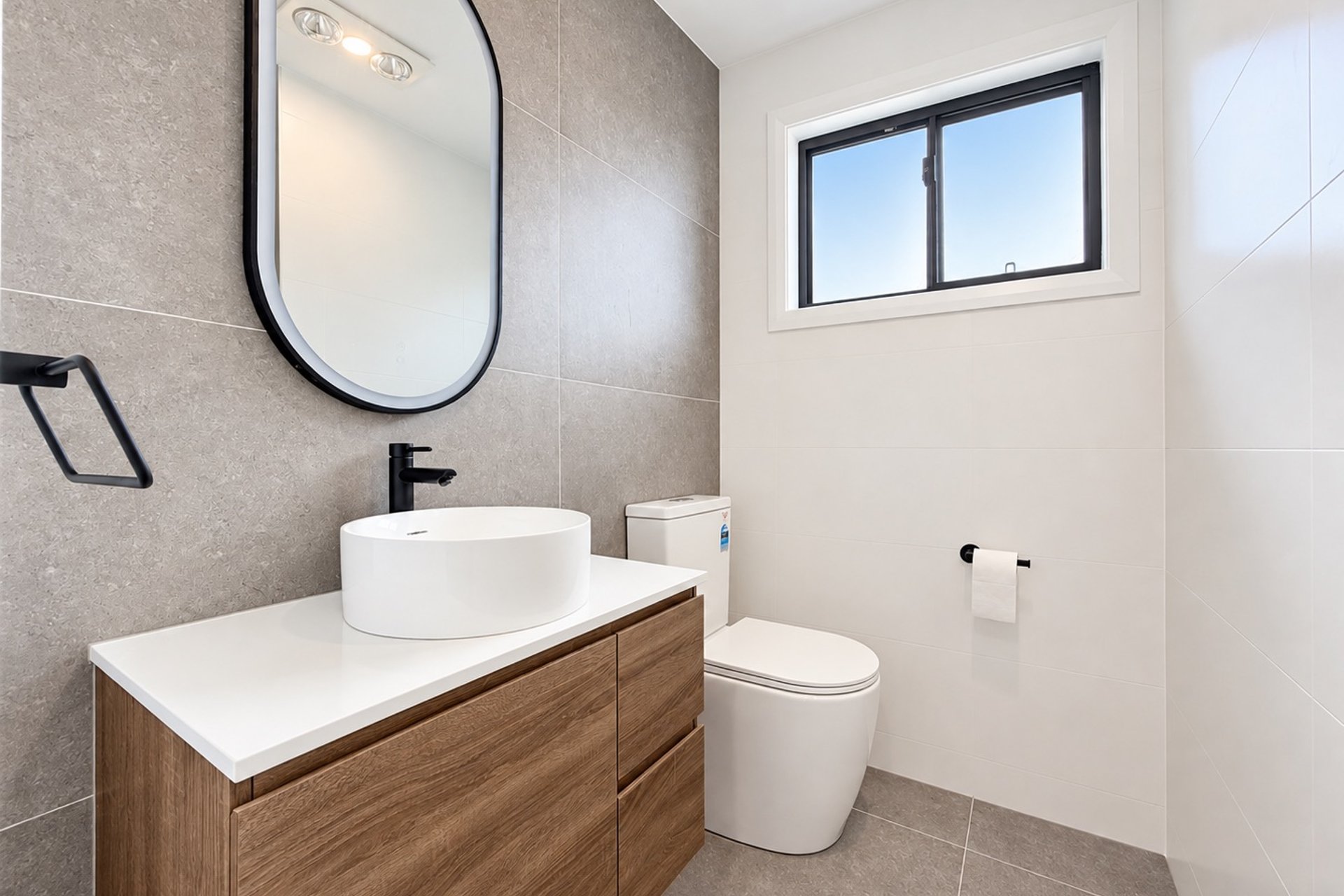 https://images.sales.reapit.com.au/6546/listing/1P9408/photo/d/179267106220610822.jpg