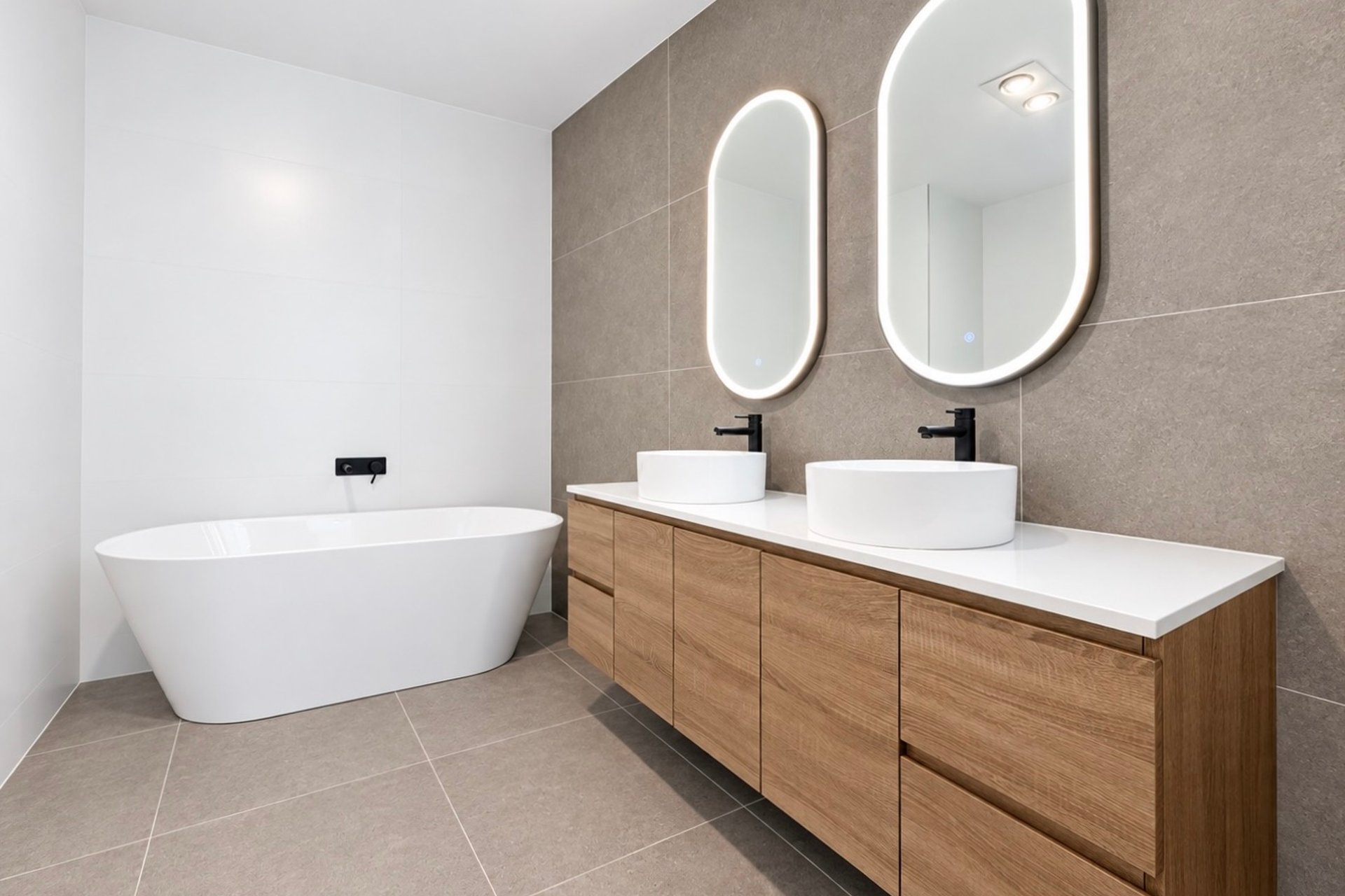 https://images.sales.reapit.com.au/6546/listing/1P9408/photo/d/179267106243297694.jpg