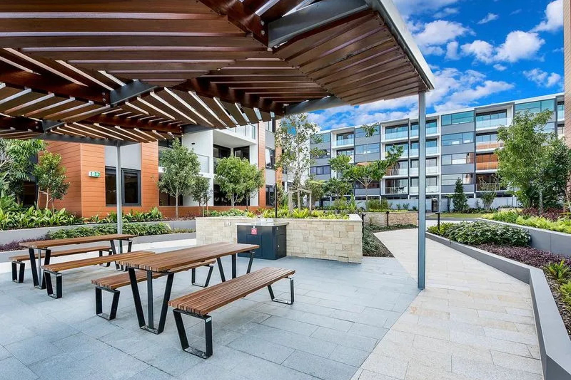 https://images.sales.reapit.com.au/6546/listing/1P9414/photo/d/179272292984293098.jpg