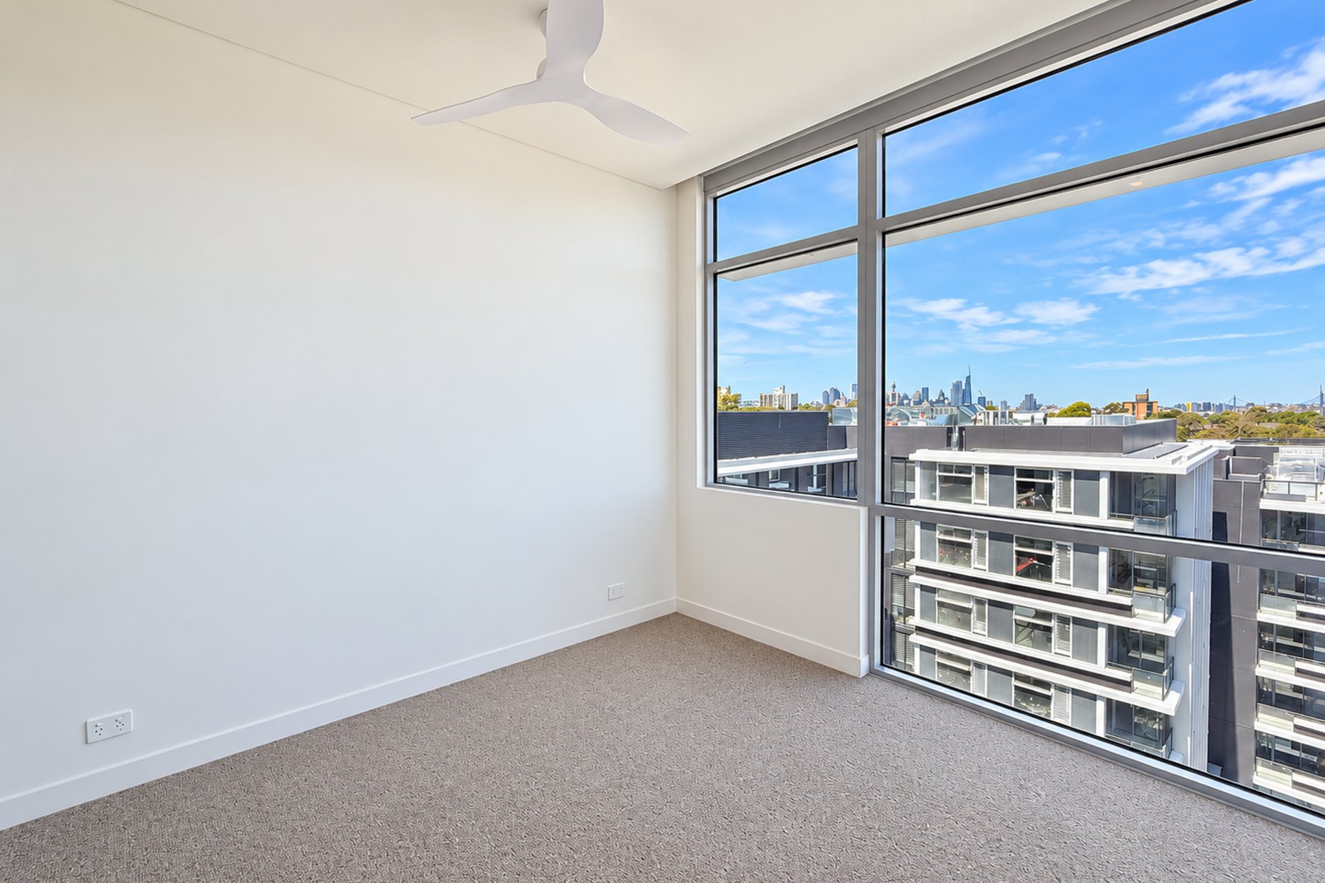 https://images.sales.reapit.com.au/6546/listing/1P9415/photo/d/179272282195688332.jpg