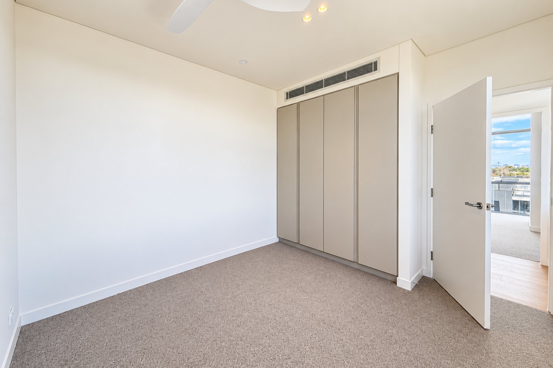 https://images.sales.reapit.com.au/6546/listing/1P9415/photo/d/179272282635343213.jpg