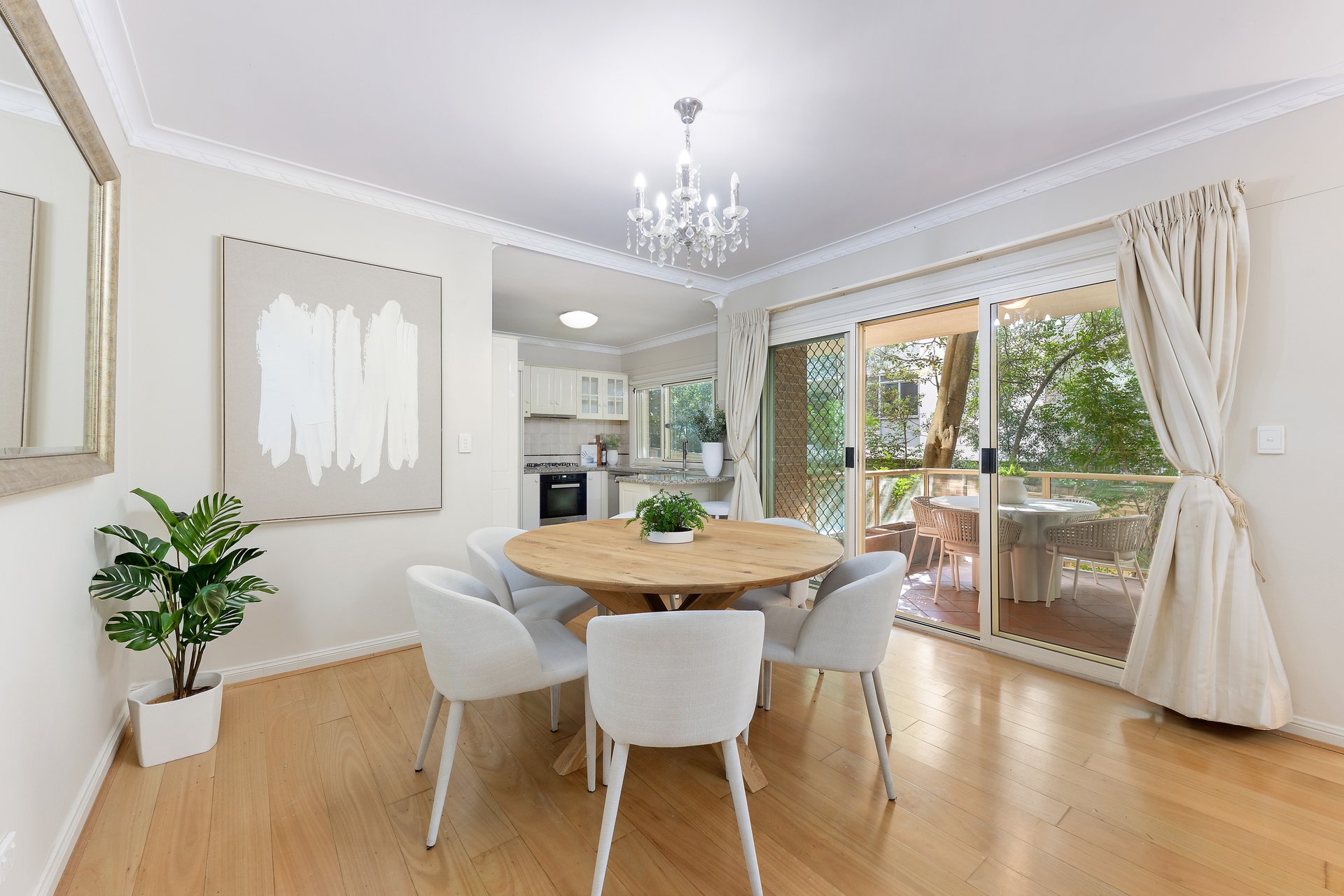 2/571 Pacific Highway, Killara NSW 2071 — image 4 of 7