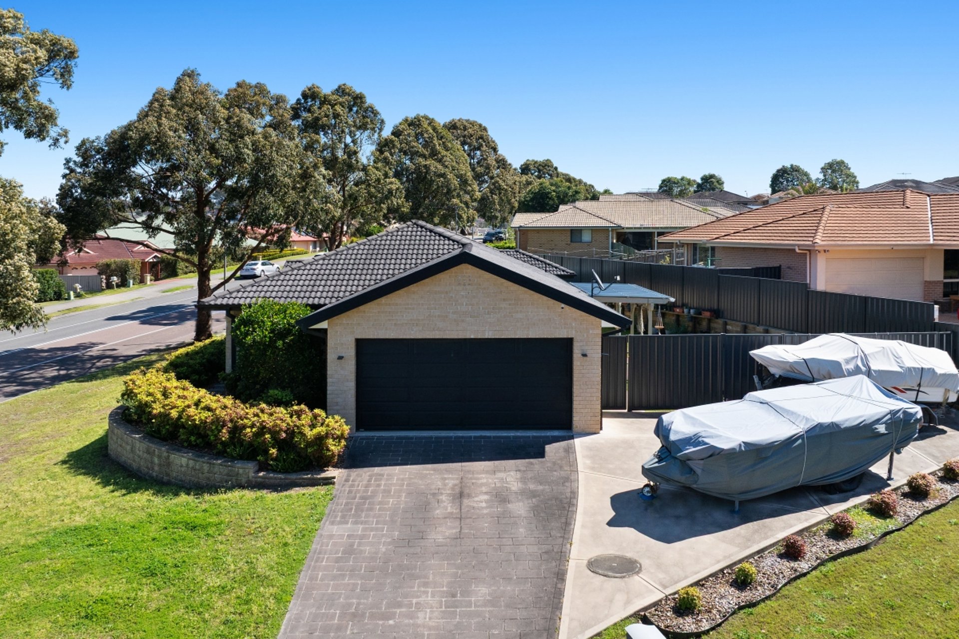 195 Aberglasslyn Road, Aberglasslyn For Lease by The Agency Hunter Valley