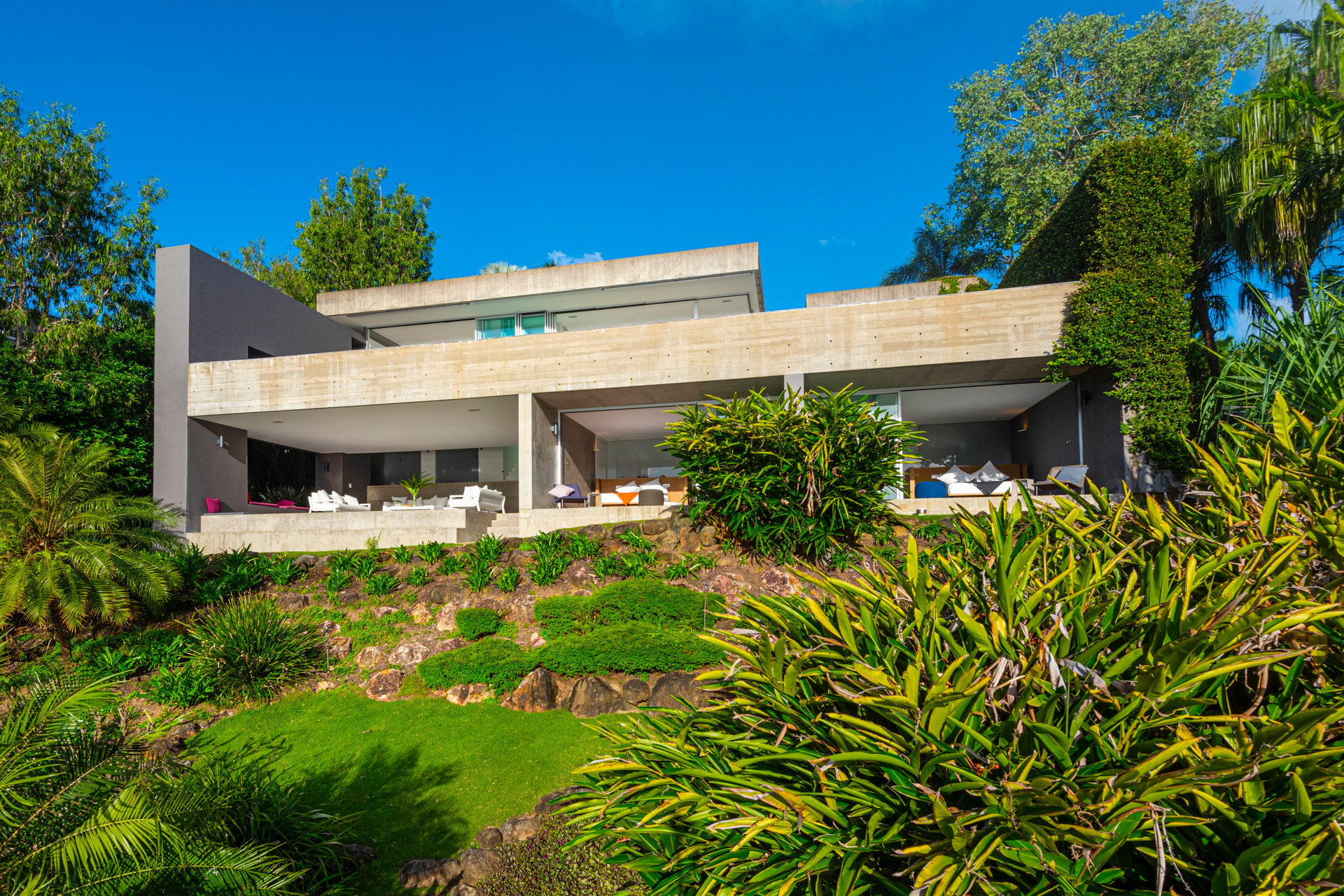 Azuris, 5 Plum Pudding Close, Hamilton Island For Sale by Queensland Sotheby's International Realty - image 1