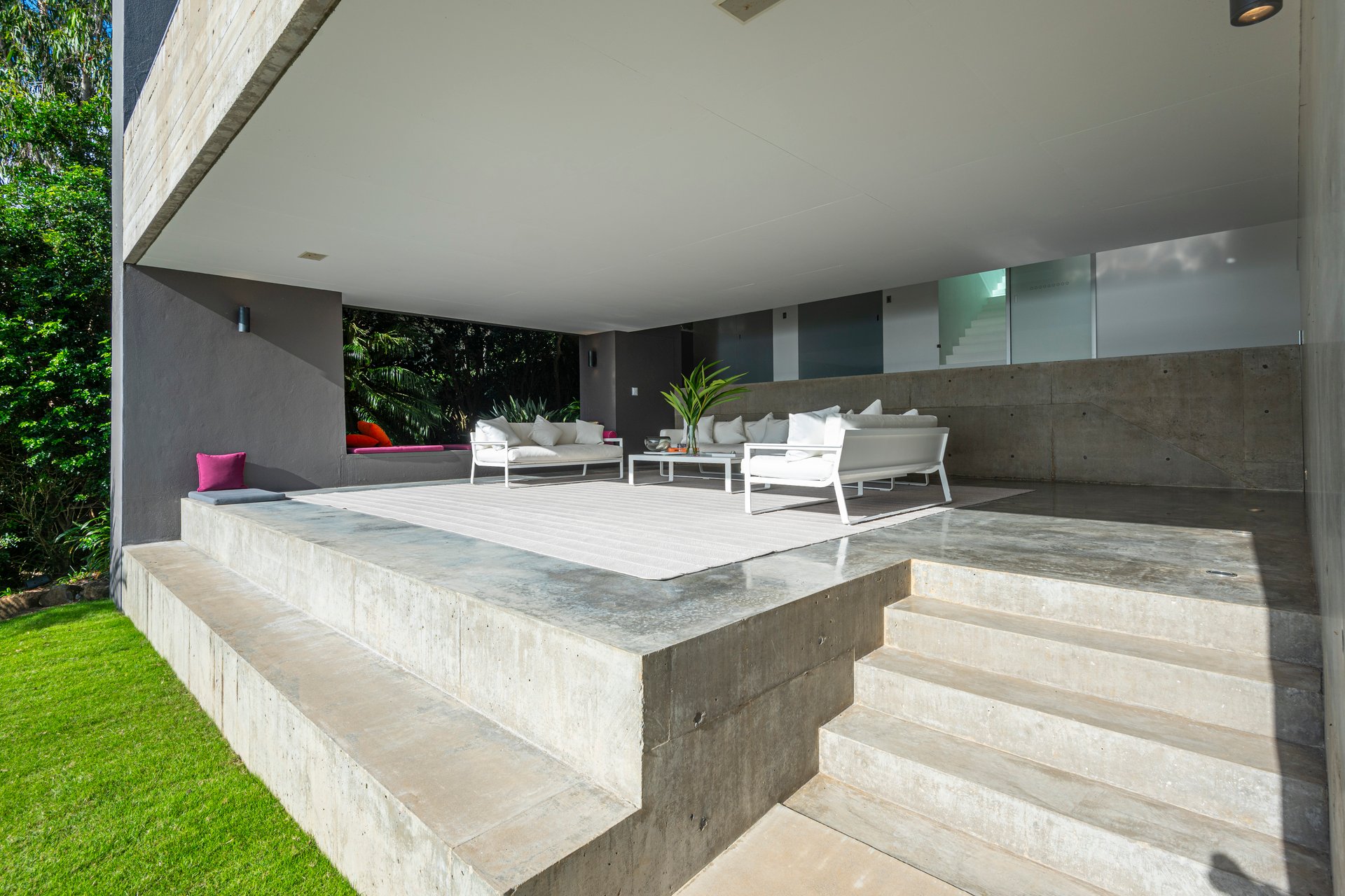 Azuris, 5 Plum Pudding Close, Hamilton Island For Sale by Queensland Sotheby's International Realty - image 1