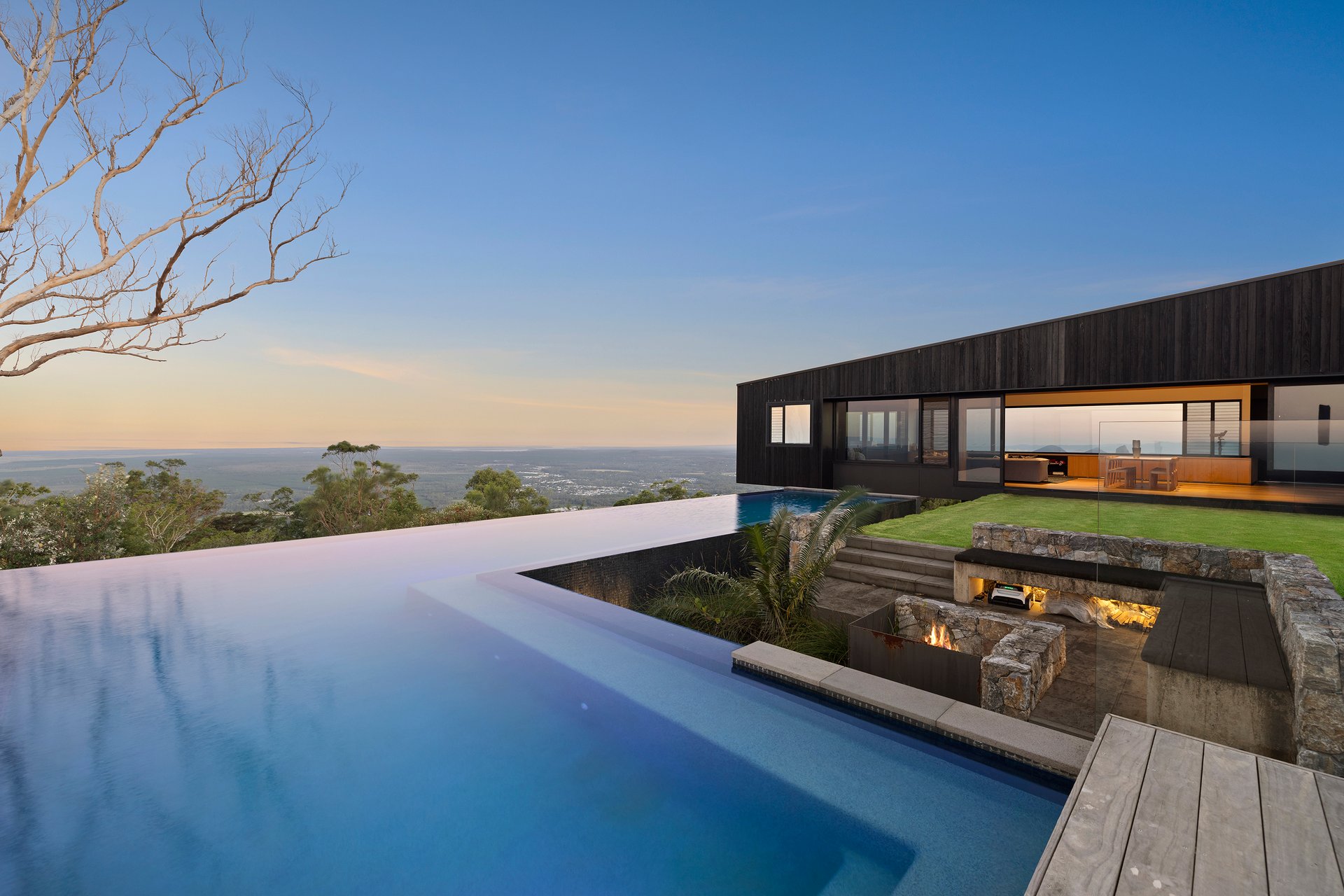 Mount Mellum For Sale by Queensland Sotheby's International Realty