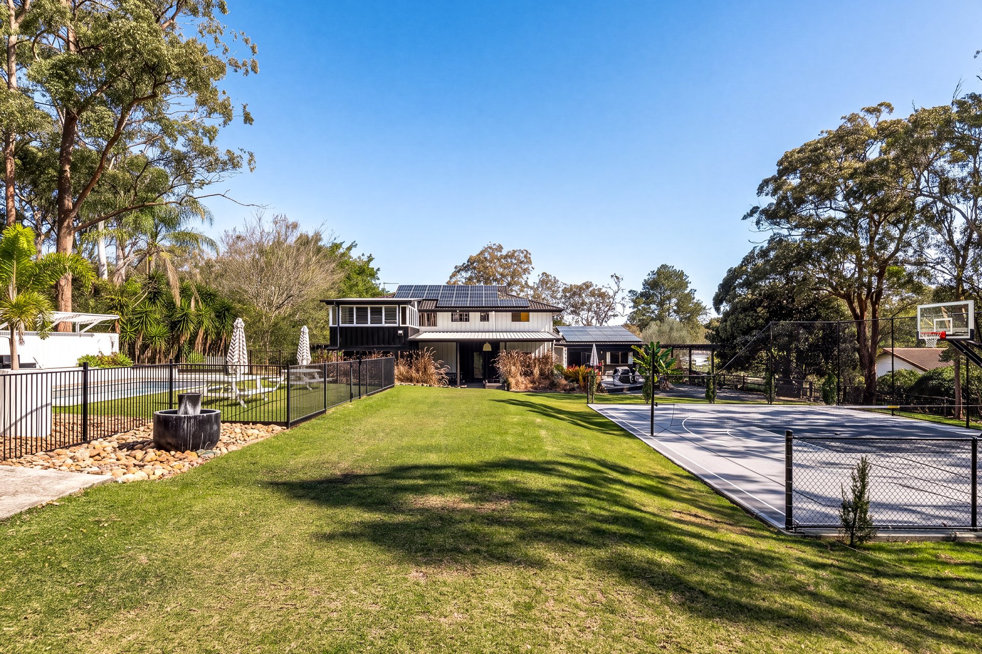 570 Boston Road, Chandler Sold by  - image 1