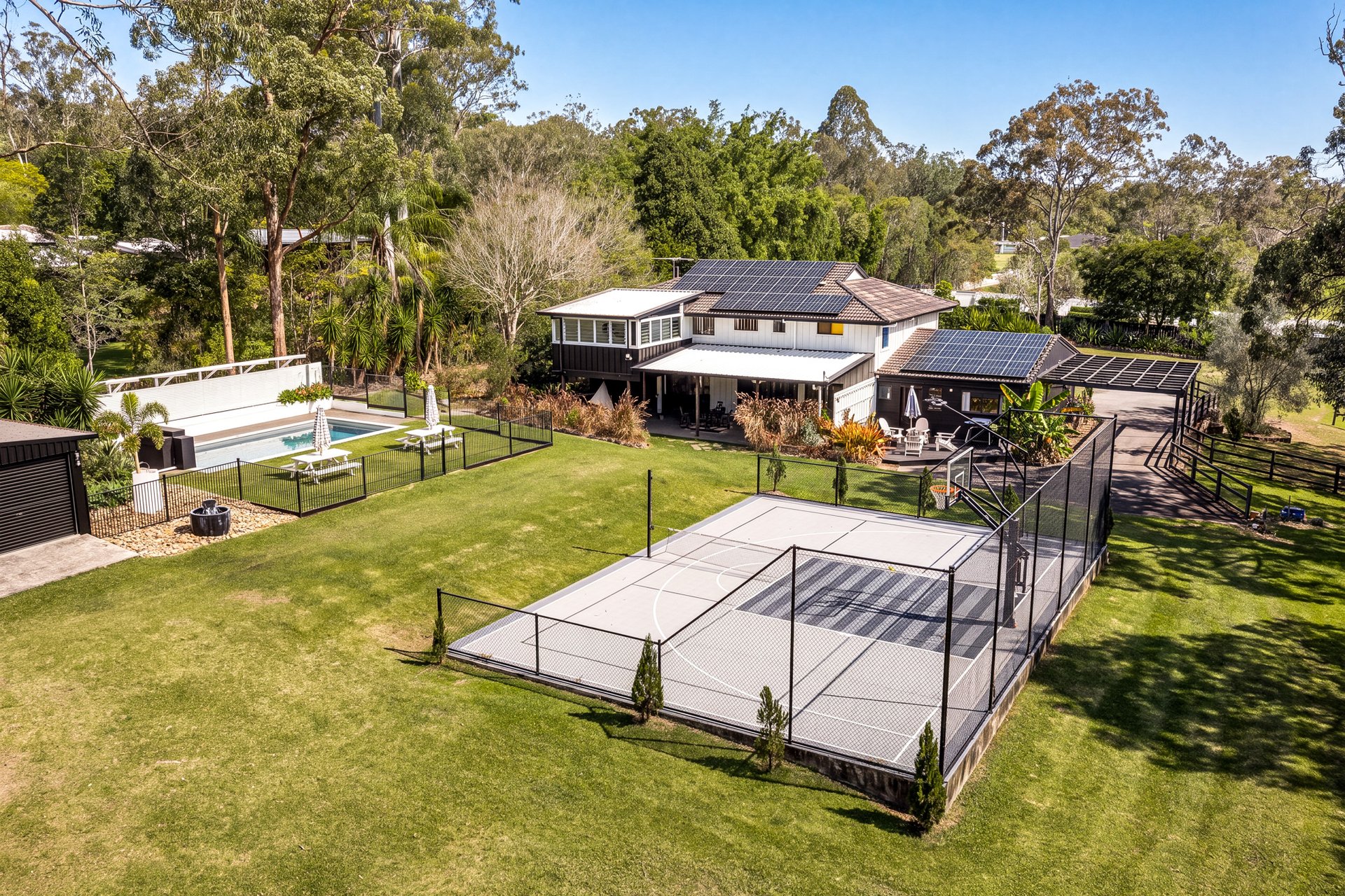 570 Boston Road, Chandler Sold by  - image 1