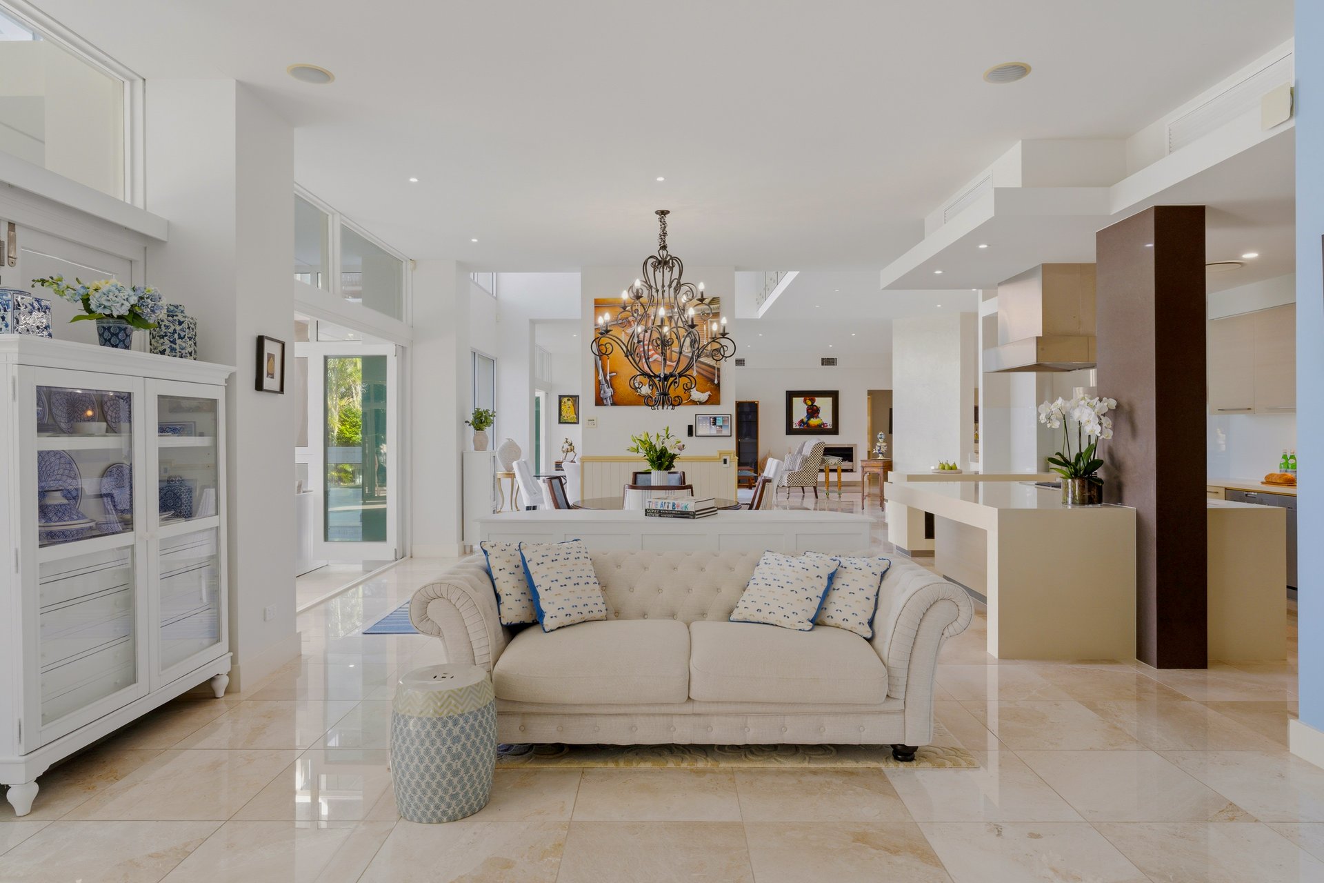7020 Riverview Crescent, Sanctuary Cove For Sale by  - image 1