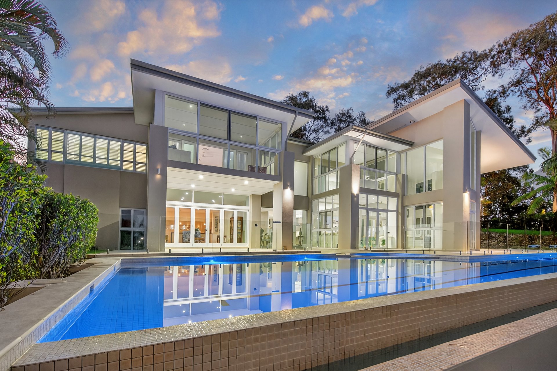 7020 Riverview Crescent, Sanctuary Cove For Sale by  - image 1