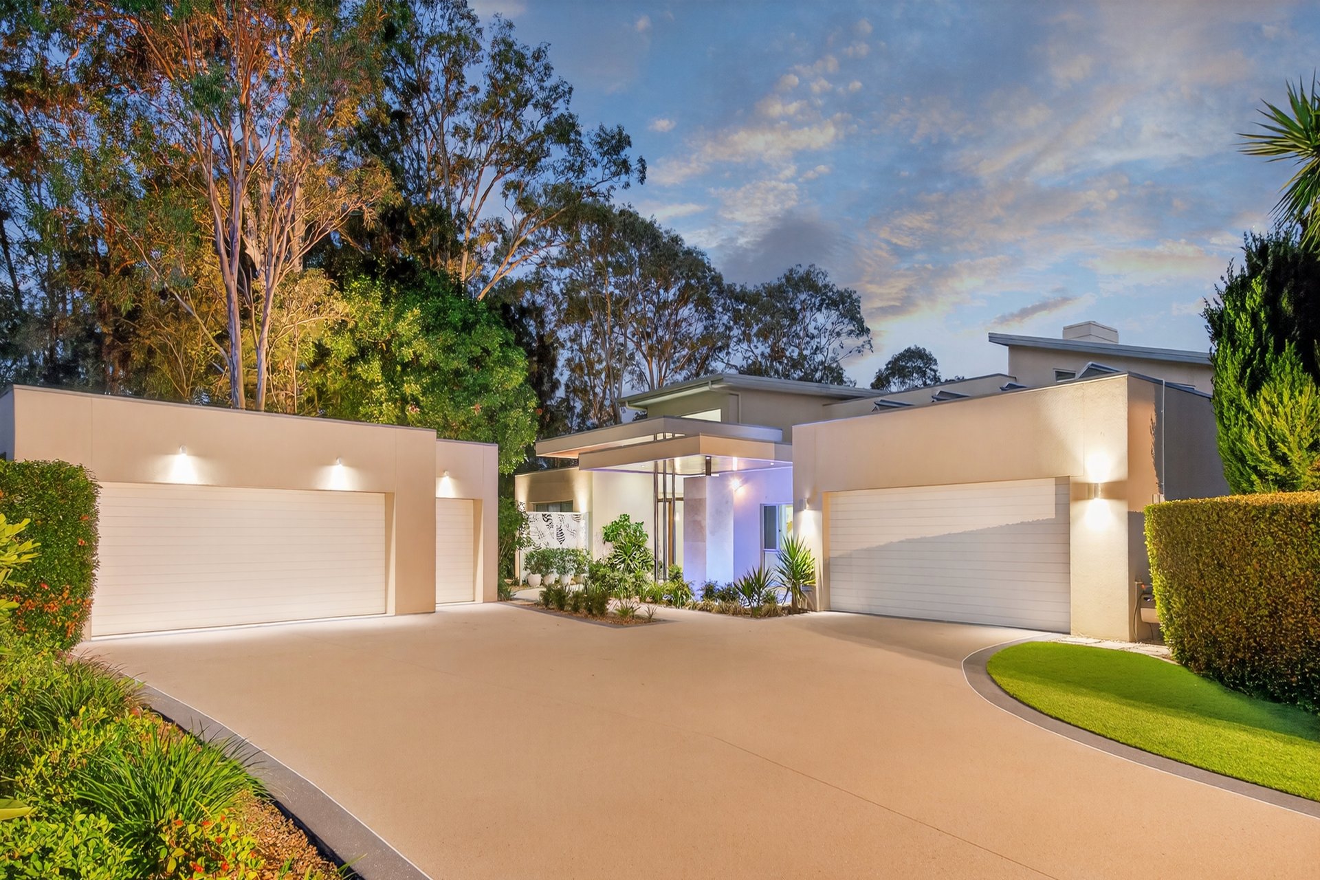 7020 Riverview Crescent, Sanctuary Cove For Sale by  - image 1