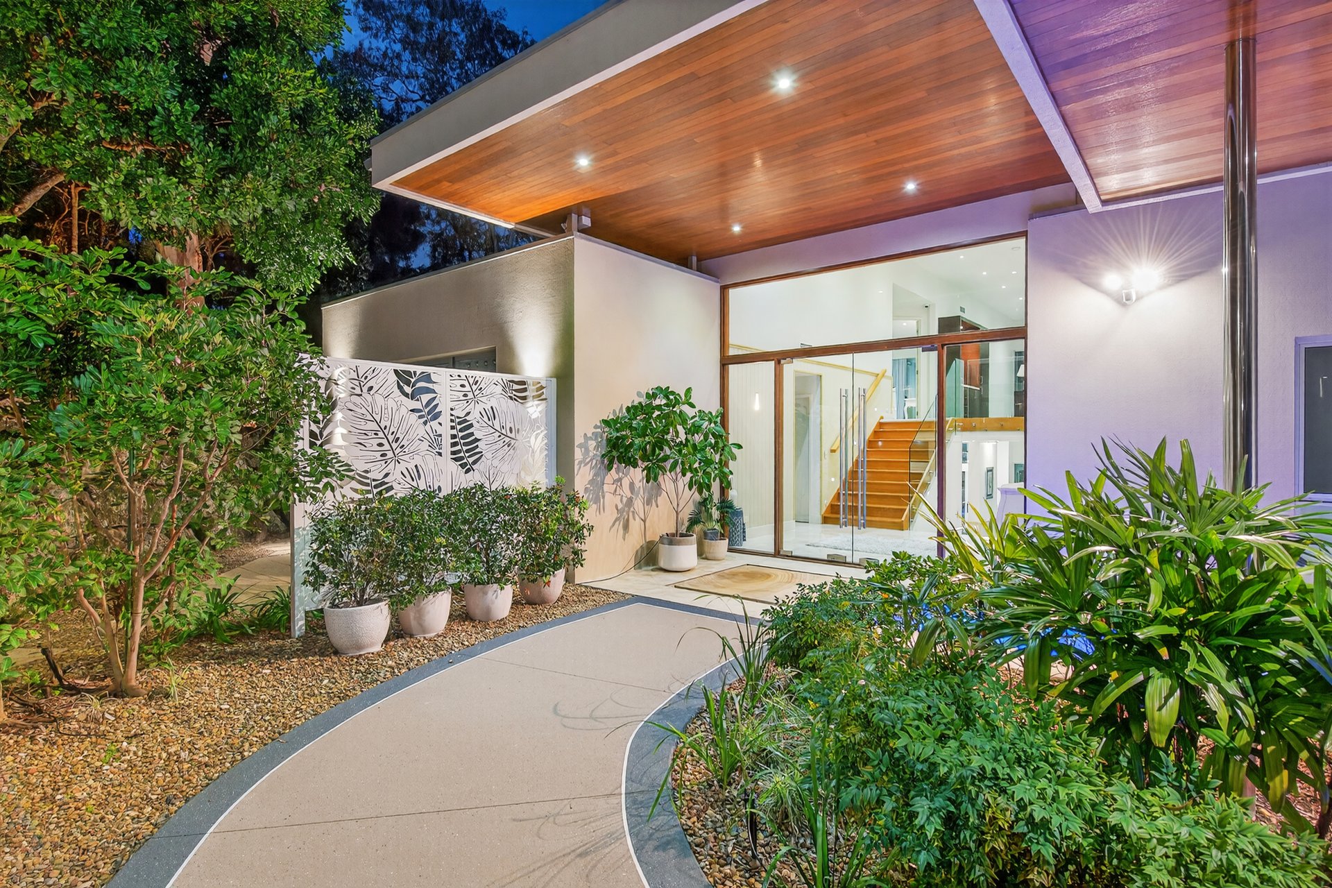 7020 Riverview Crescent, Sanctuary Cove For Sale by  - image 1
