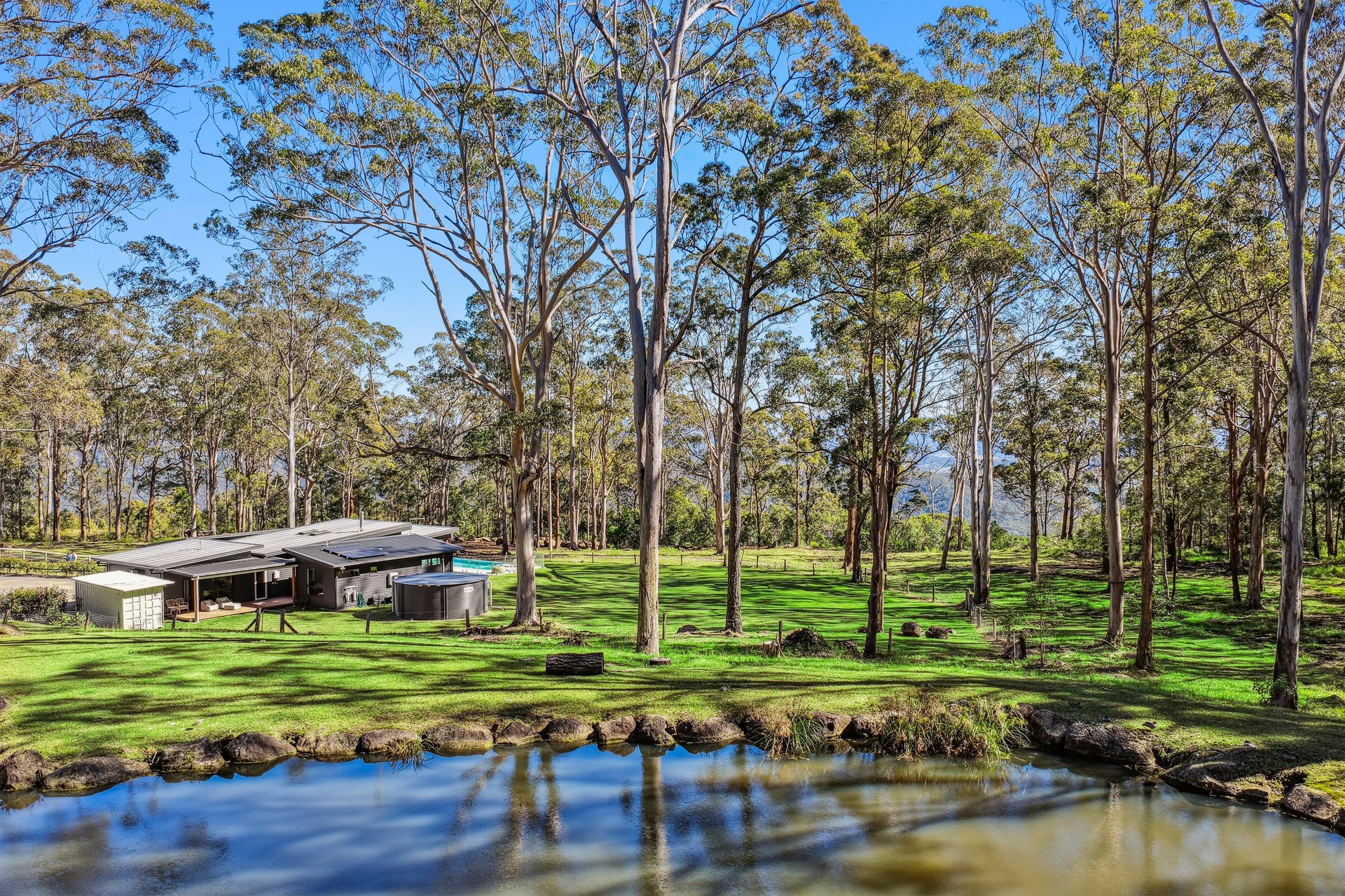 905K Main Western Road, Tamborine Mountain For Sale by Queensland Sotheby's International Realty - image 1