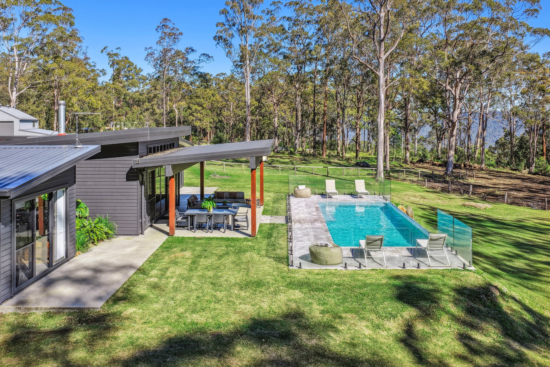 905K Main Western Road, Tamborine Mountain For Sale by Queensland Sotheby's International Realty - image 1