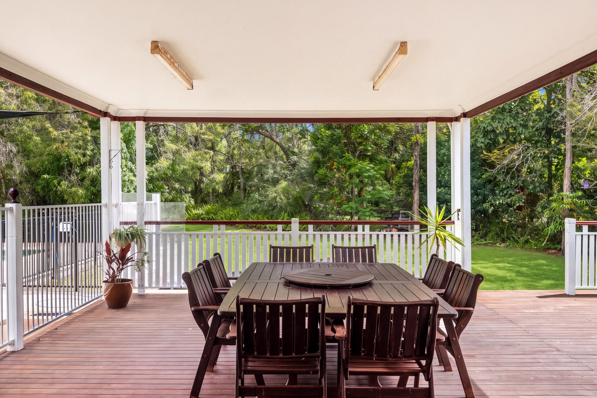 797 London Road, Chandler For Sale by Queensland Sotheby's International Realty - image 1