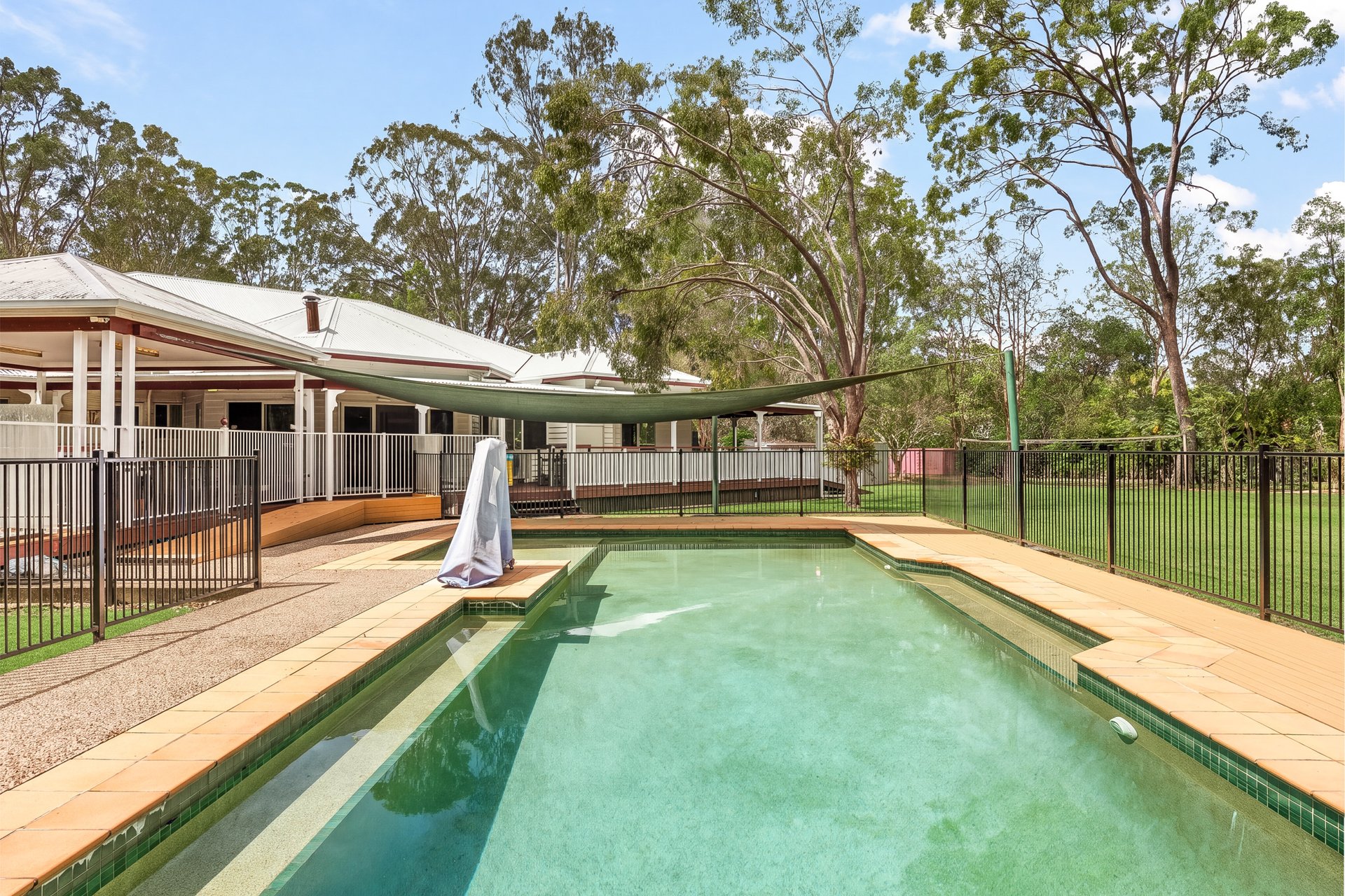 797 London Road, Chandler For Sale by Queensland Sotheby's International Realty - image 1