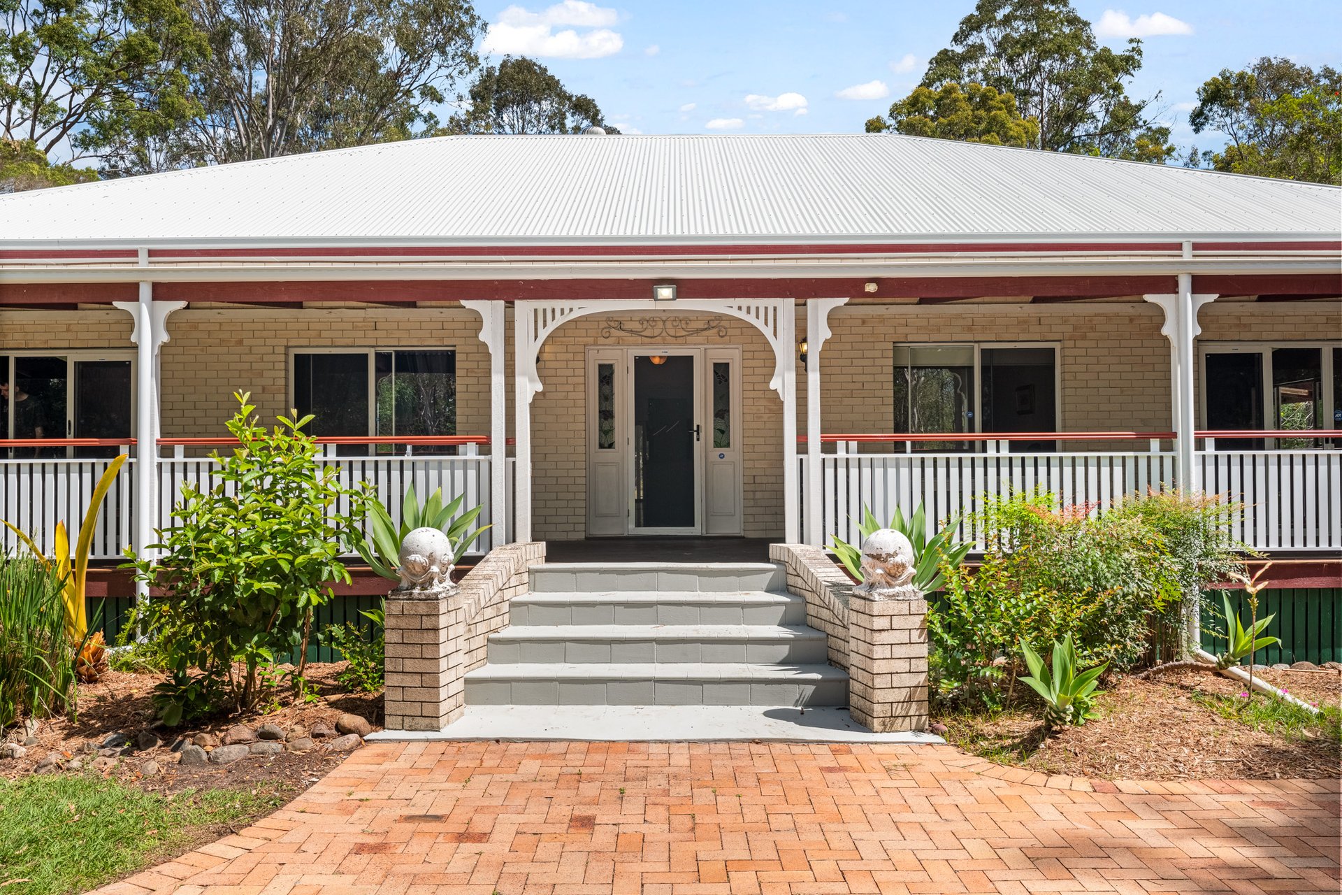 797 London Road, Chandler For Sale by Queensland Sotheby's International Realty - image 1