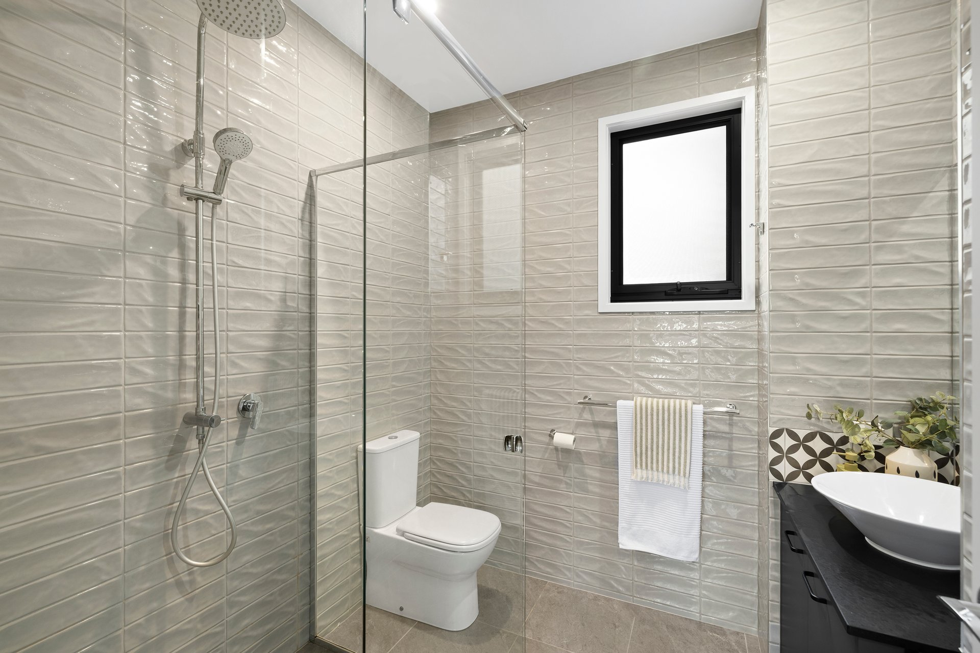 18 Singlefin Crescent, Bokarina For Sale by Queensland Sotheby's International Realty - image 1
