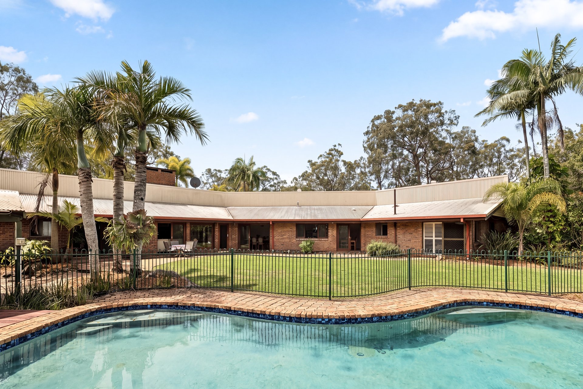 17 Geldart Road, Chandler For Sale by Queensland Sotheby's International Realty