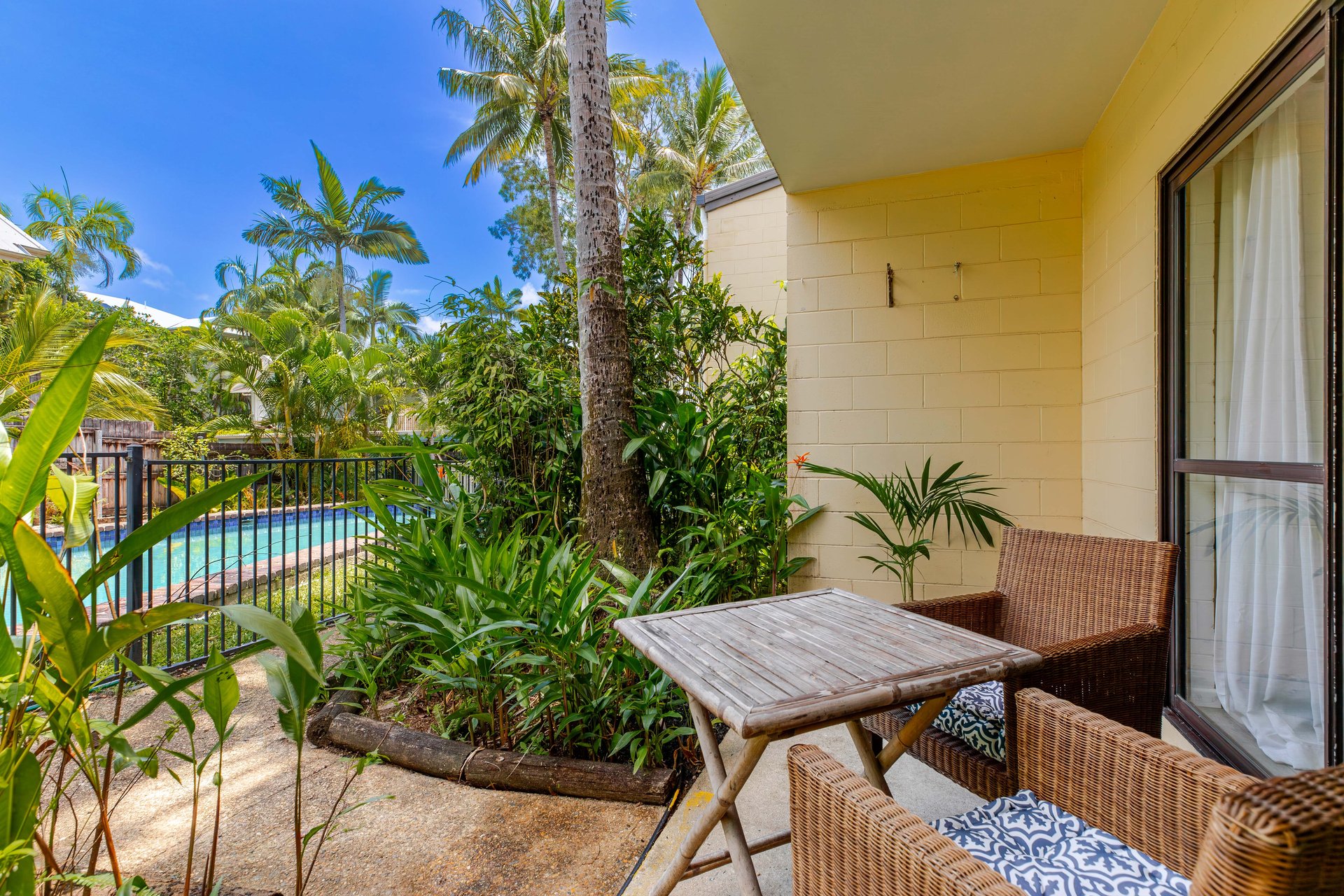 2/63-65 Davidson Street, Port Douglas For Sale by Queensland Sotheby's International Realty - image 1