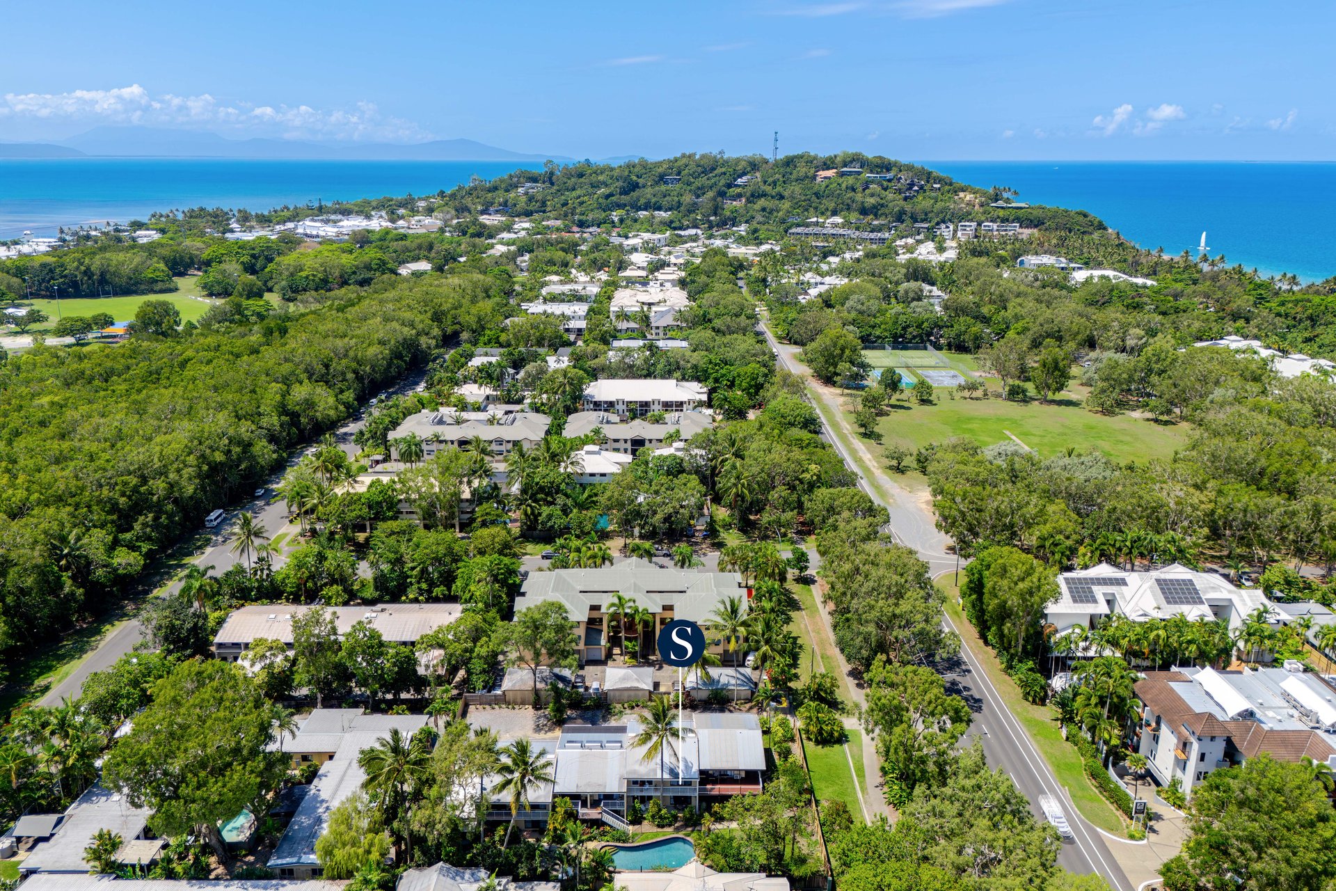 2/63-65 Davidson Street, Port Douglas For Sale by Queensland Sotheby's International Realty - image 1