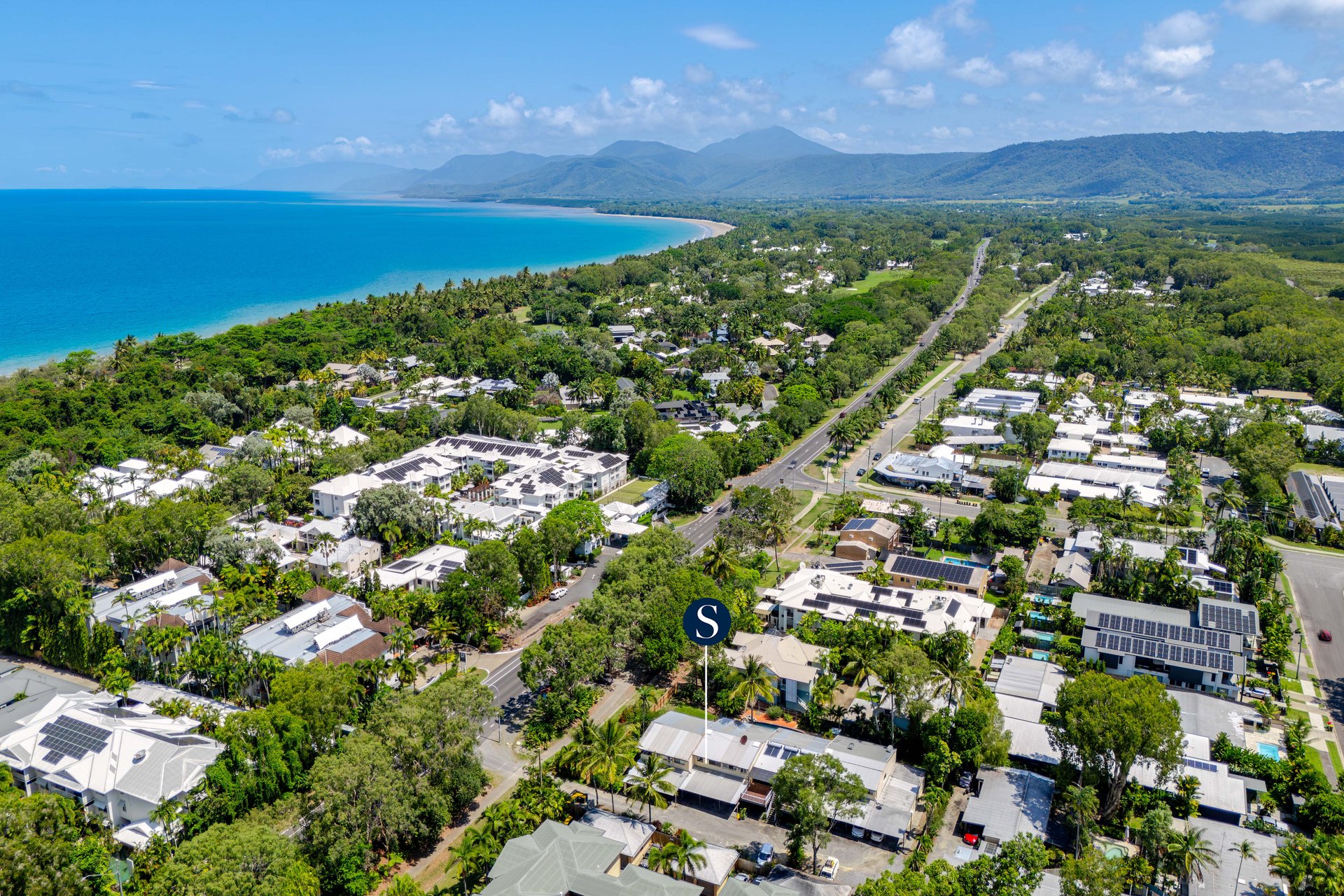 2/63-65 Davidson Street, Port Douglas For Sale by Queensland Sotheby's International Realty - image 1