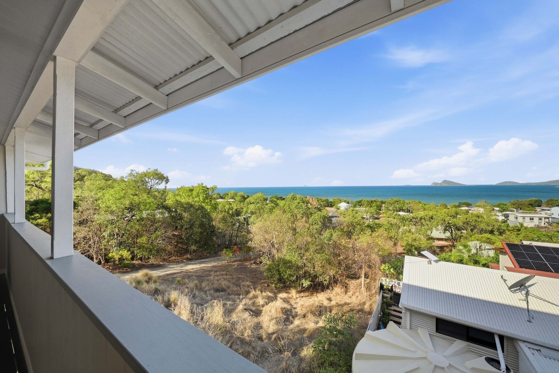 22A Rattray Avenue, Hideaway Bay For Sale by Queensland Sotheby's International Realty - image 1
