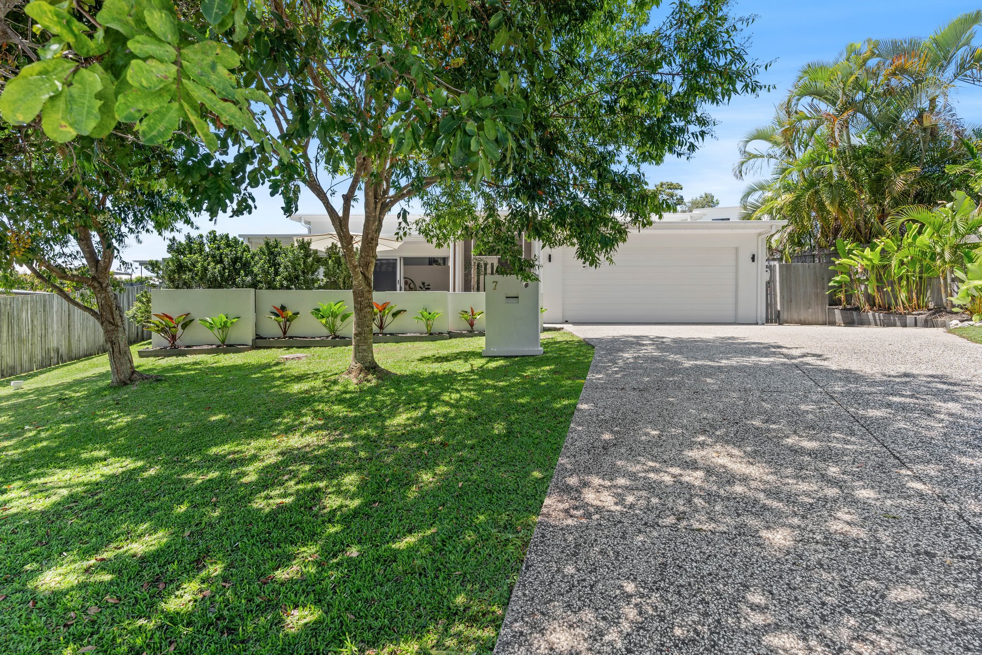 7 Tea Tree Grove, Peregian Springs For Sale by Queensland Sotheby's International Realty - image 1