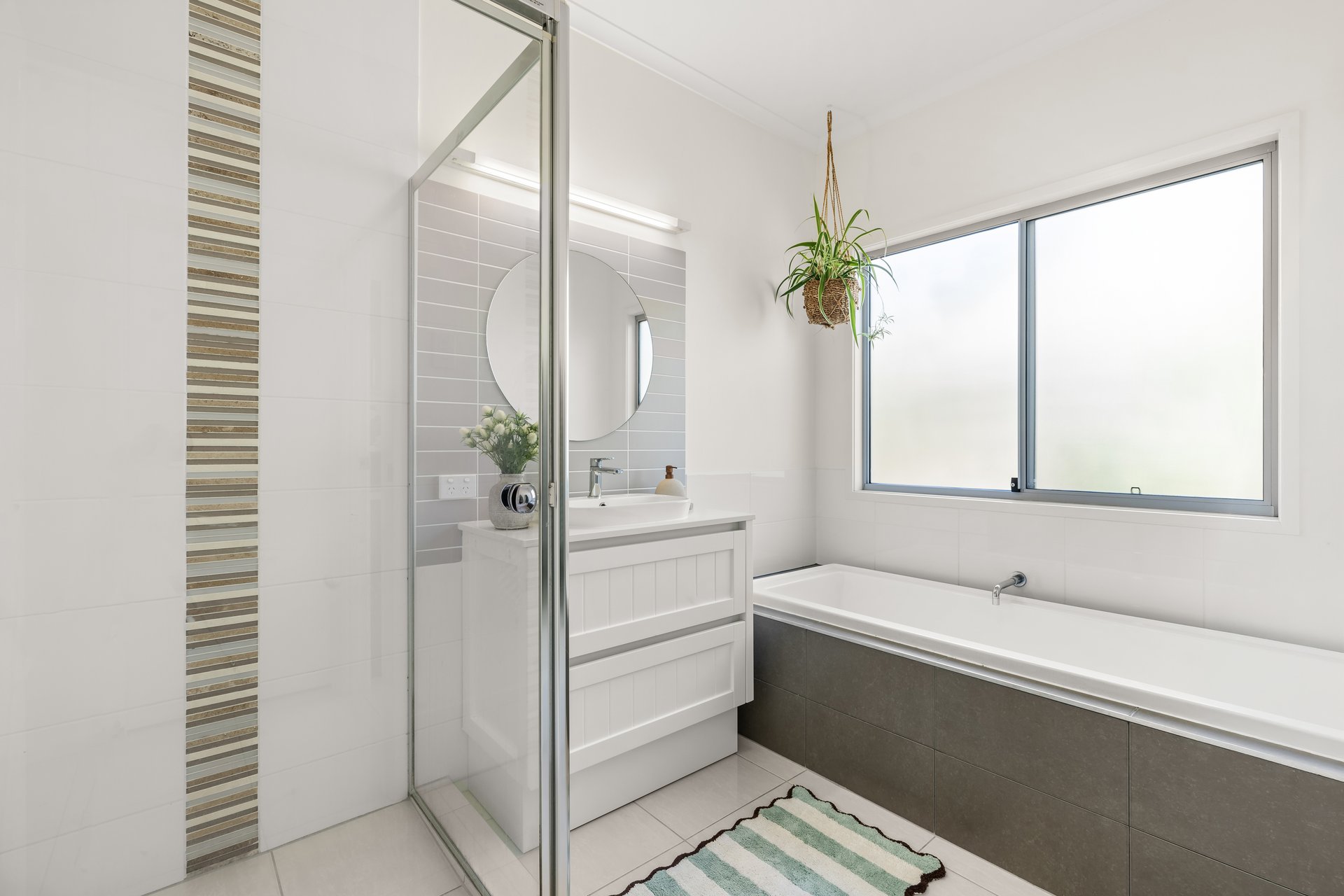 7 Tea Tree Grove, Peregian Springs For Sale by Queensland Sotheby's International Realty - image 1