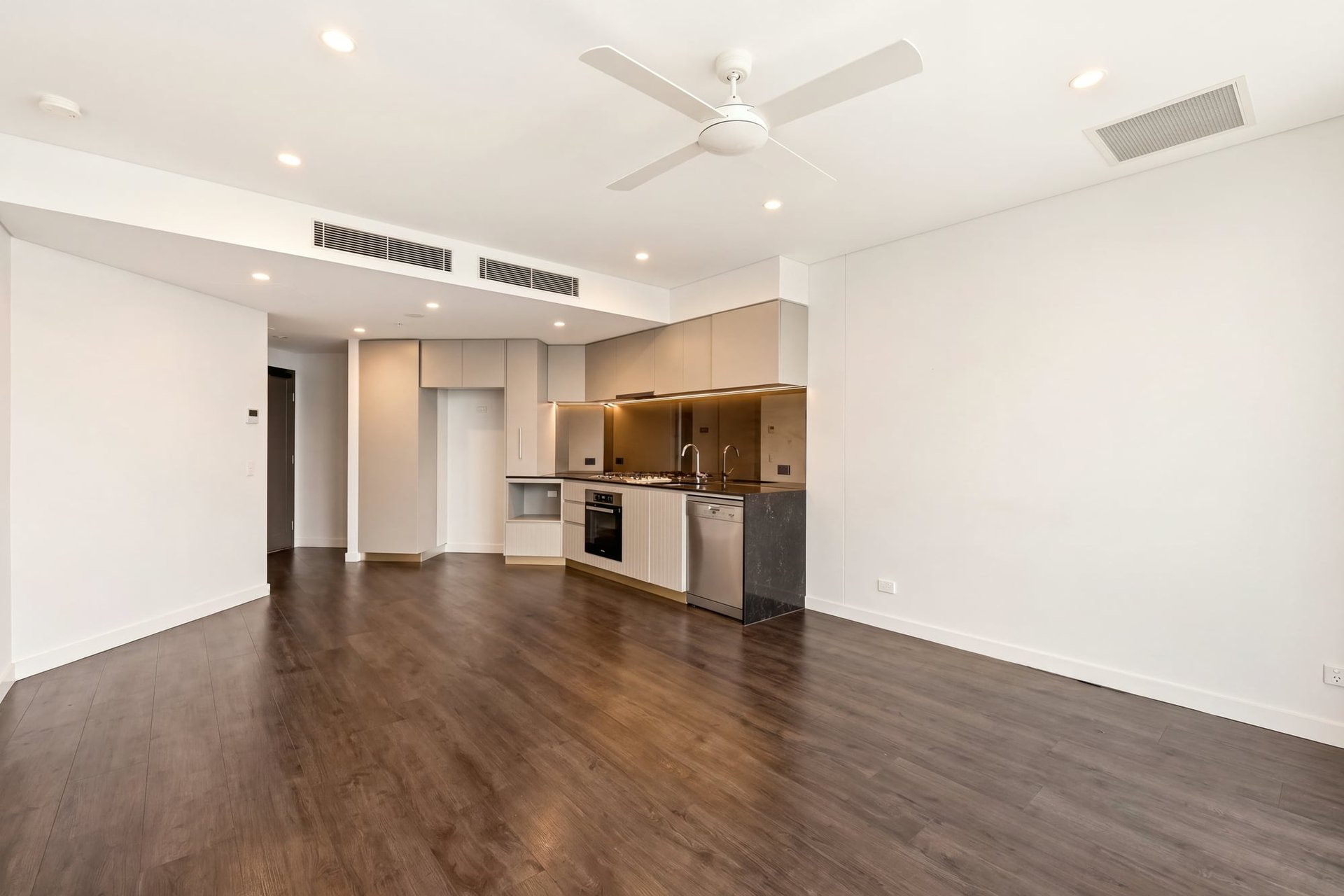 1603/8 Adelaide Street, Brisbane City For Sale by Queensland Sotheby's International Realty - image 1