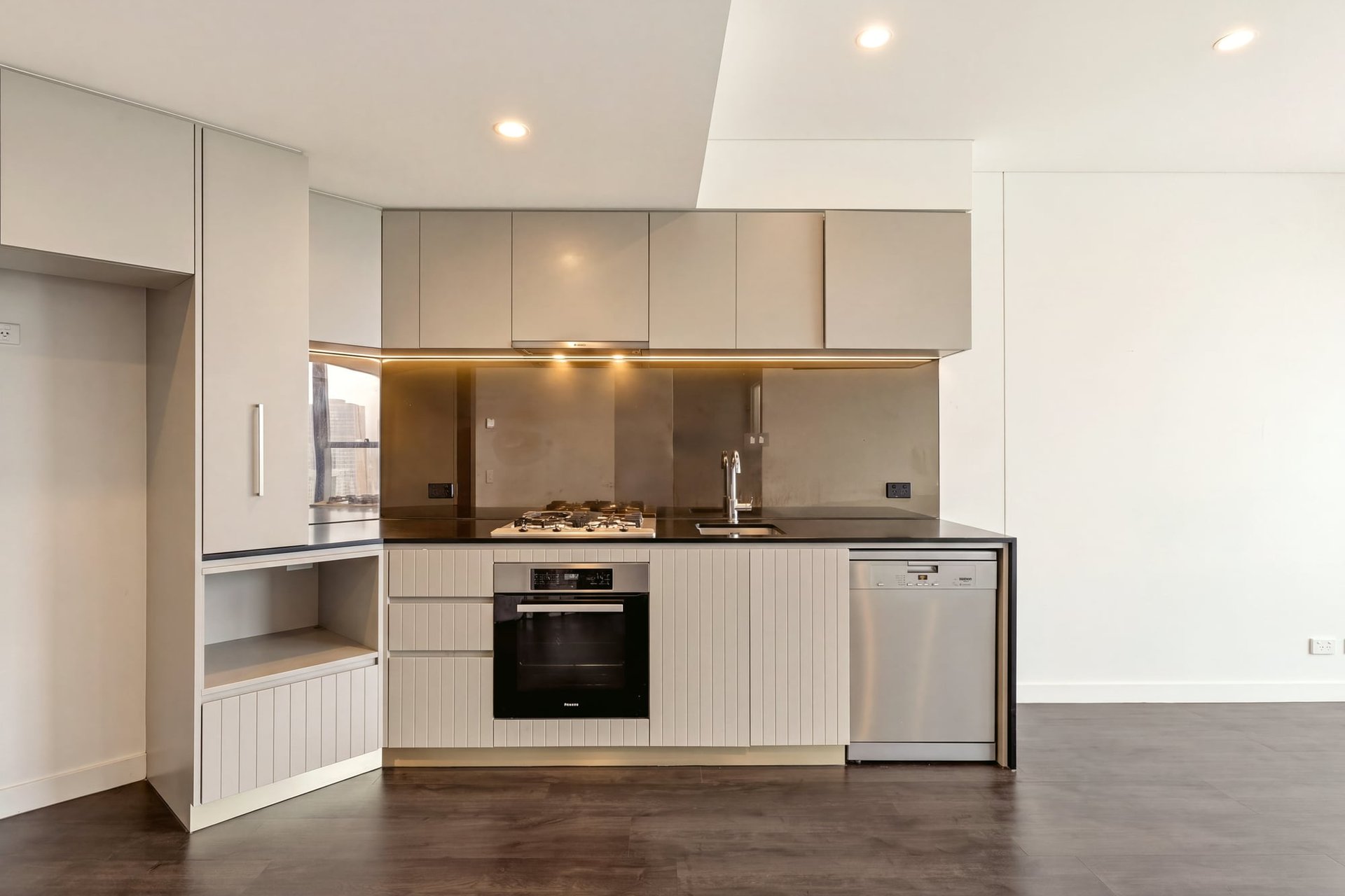 1603/8 Adelaide Street, Brisbane City For Sale by Queensland Sotheby's International Realty - image 1